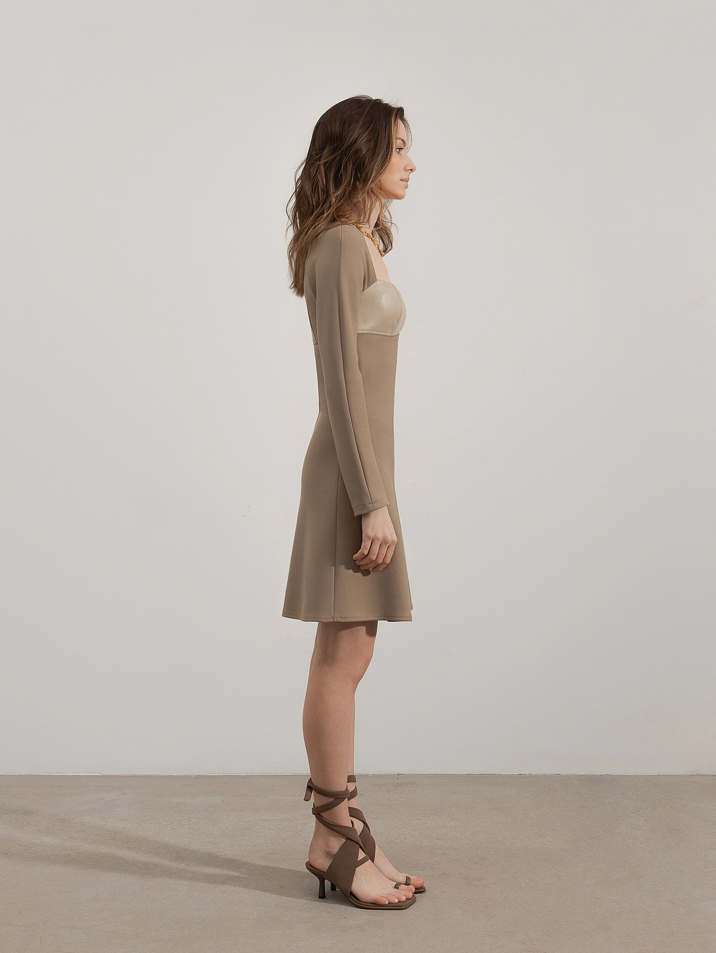 Платье А-силуэта