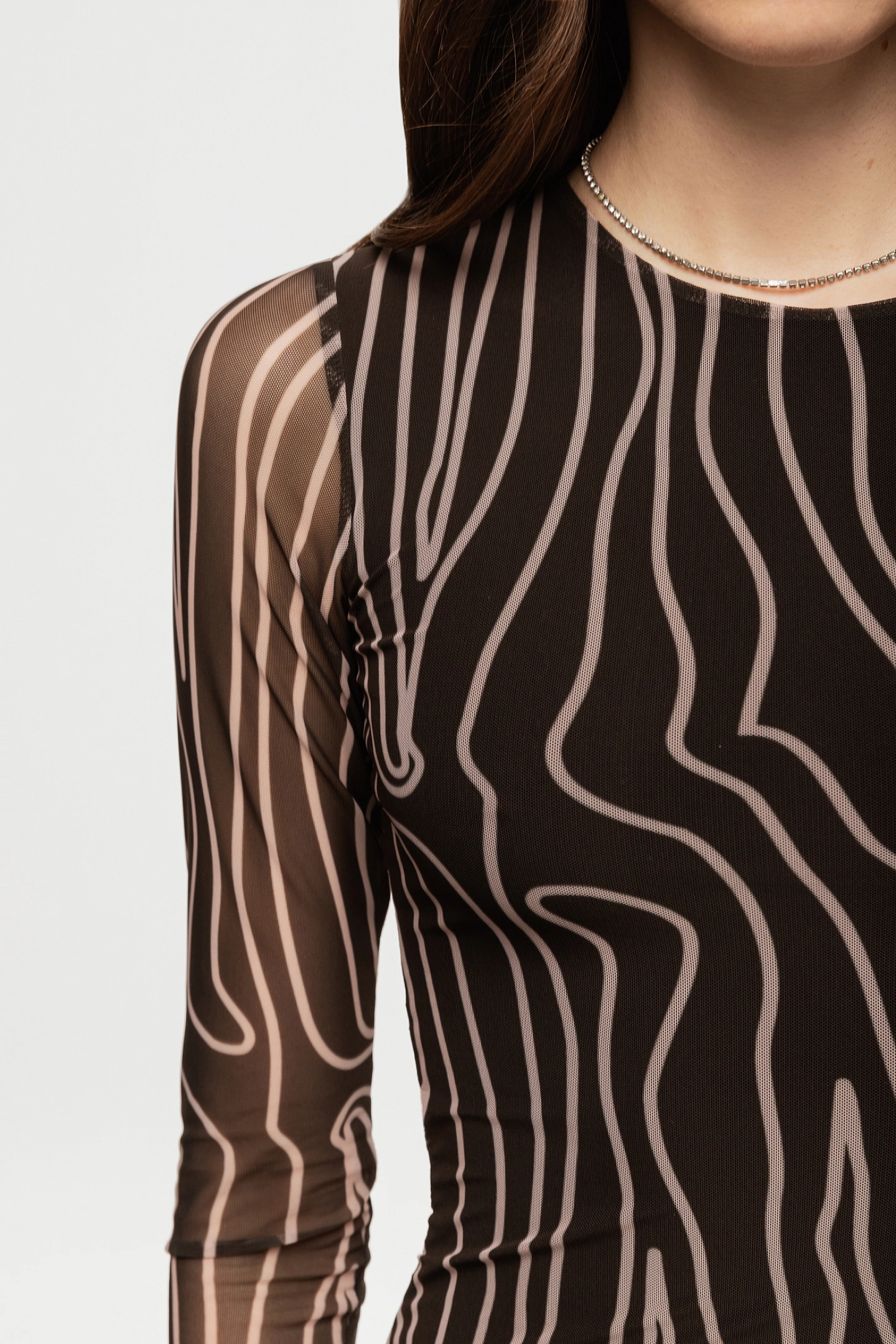 Платье из сетки асимметричное