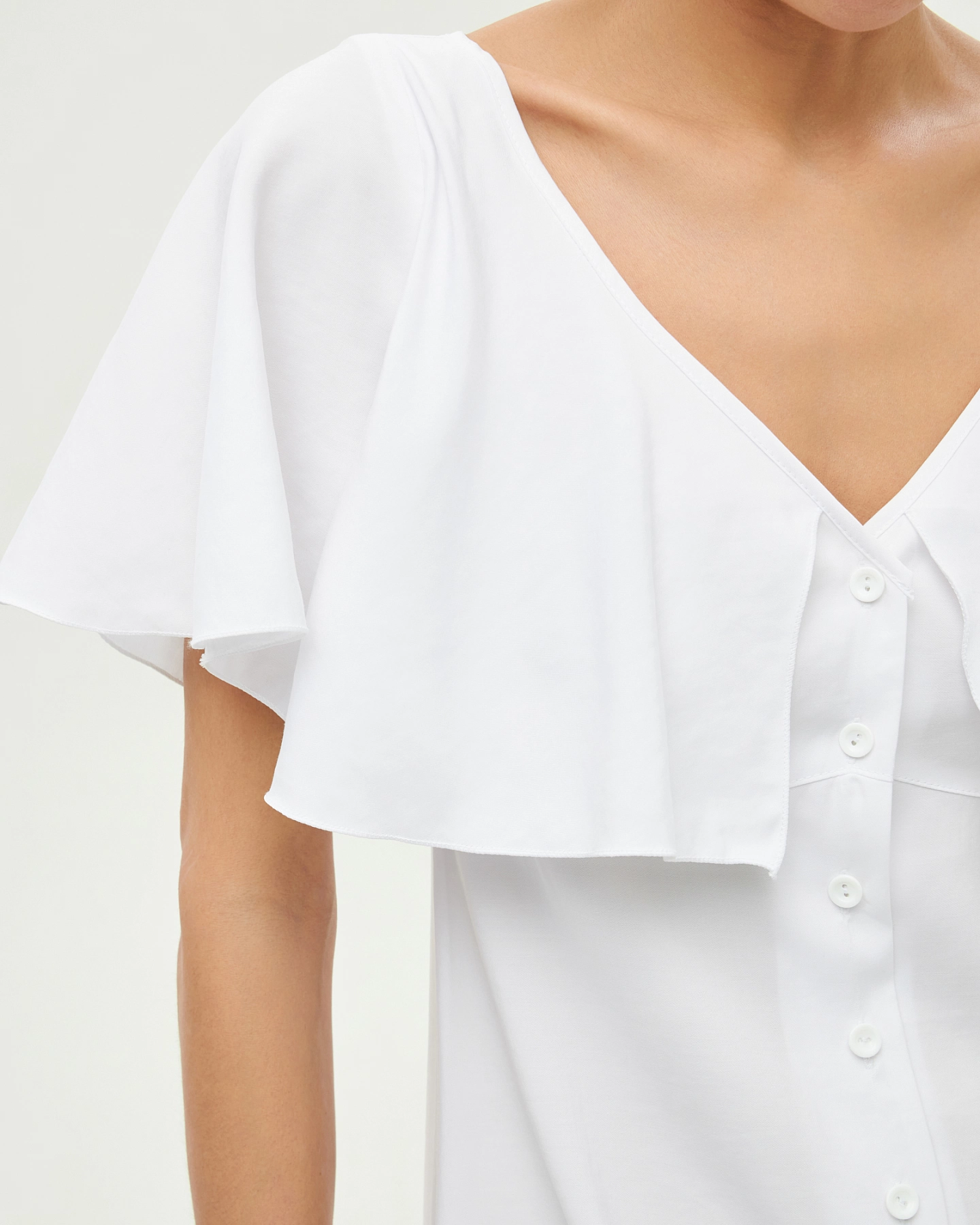 Платье А-силуэта из лёгкой ткани