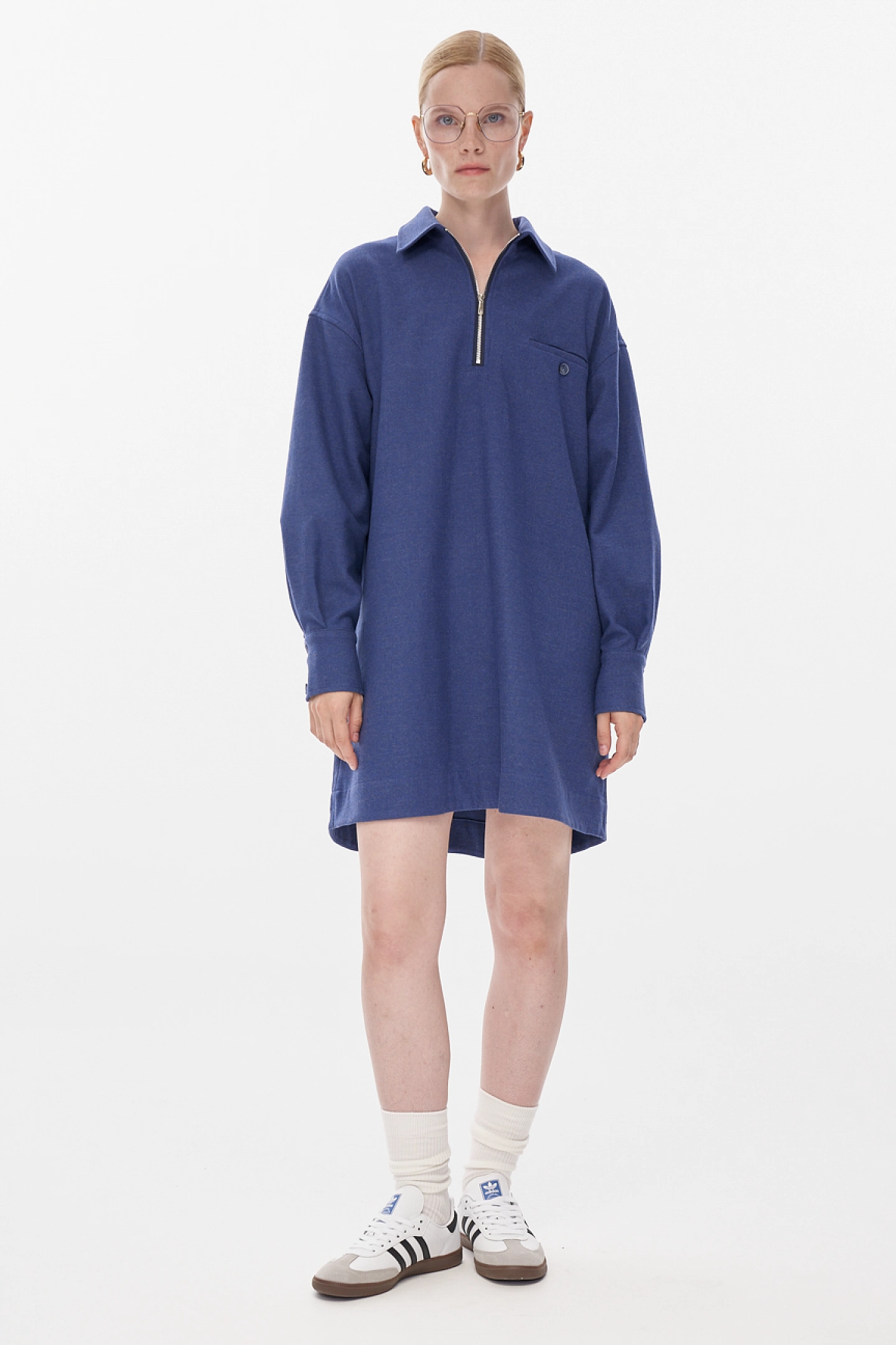 Платье объемное с молнией