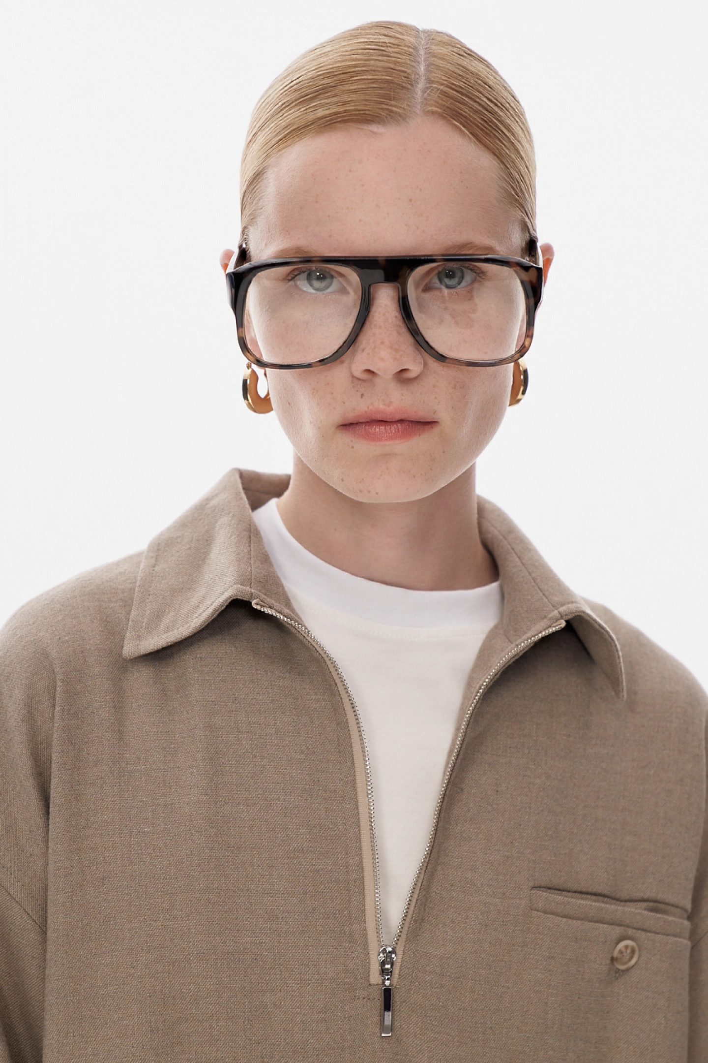 Платье объемное с молнией