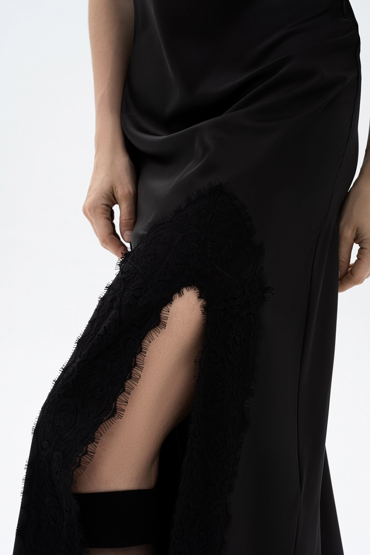 Combination-dress with lace