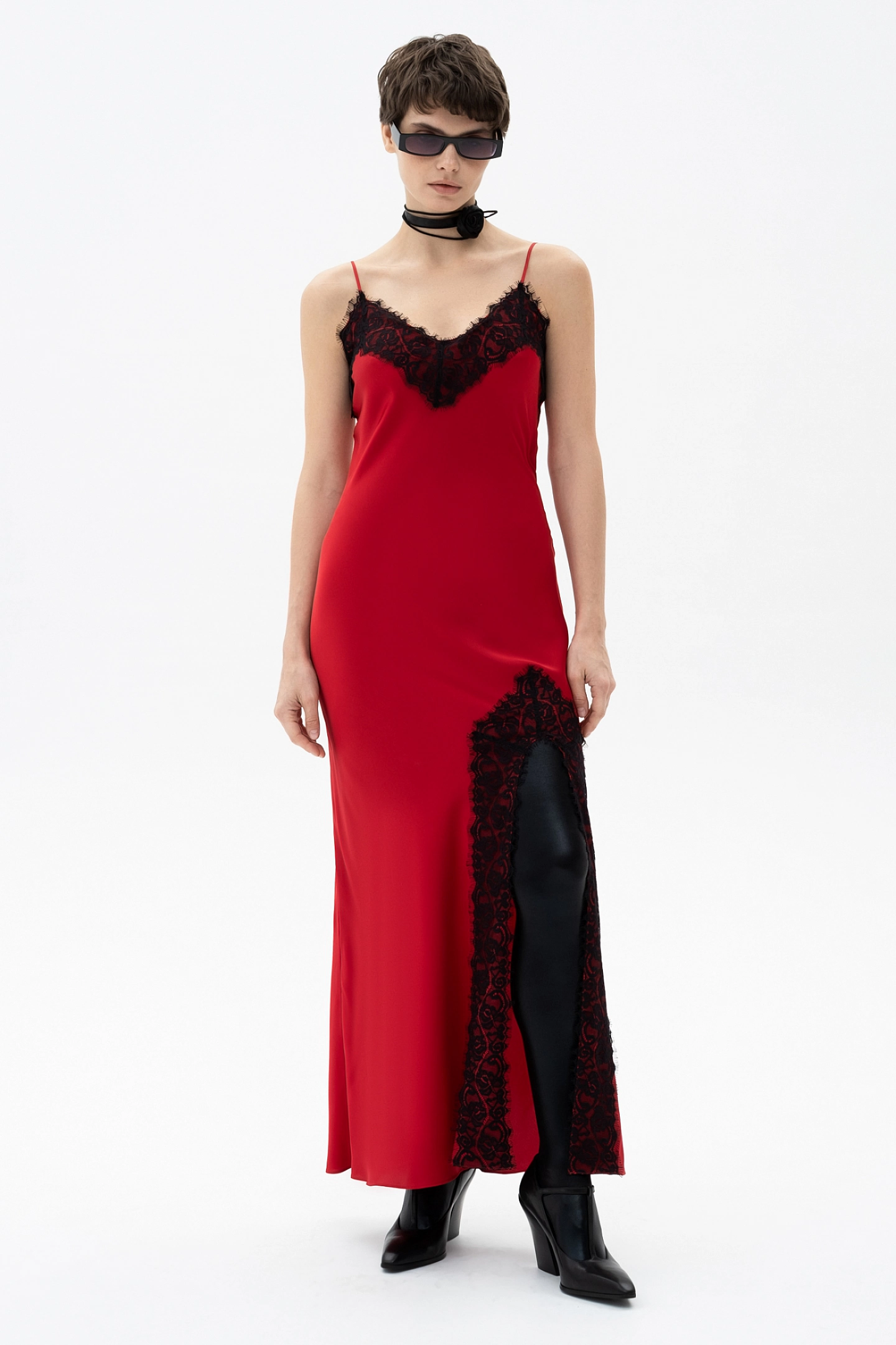 Combination-dress with lace