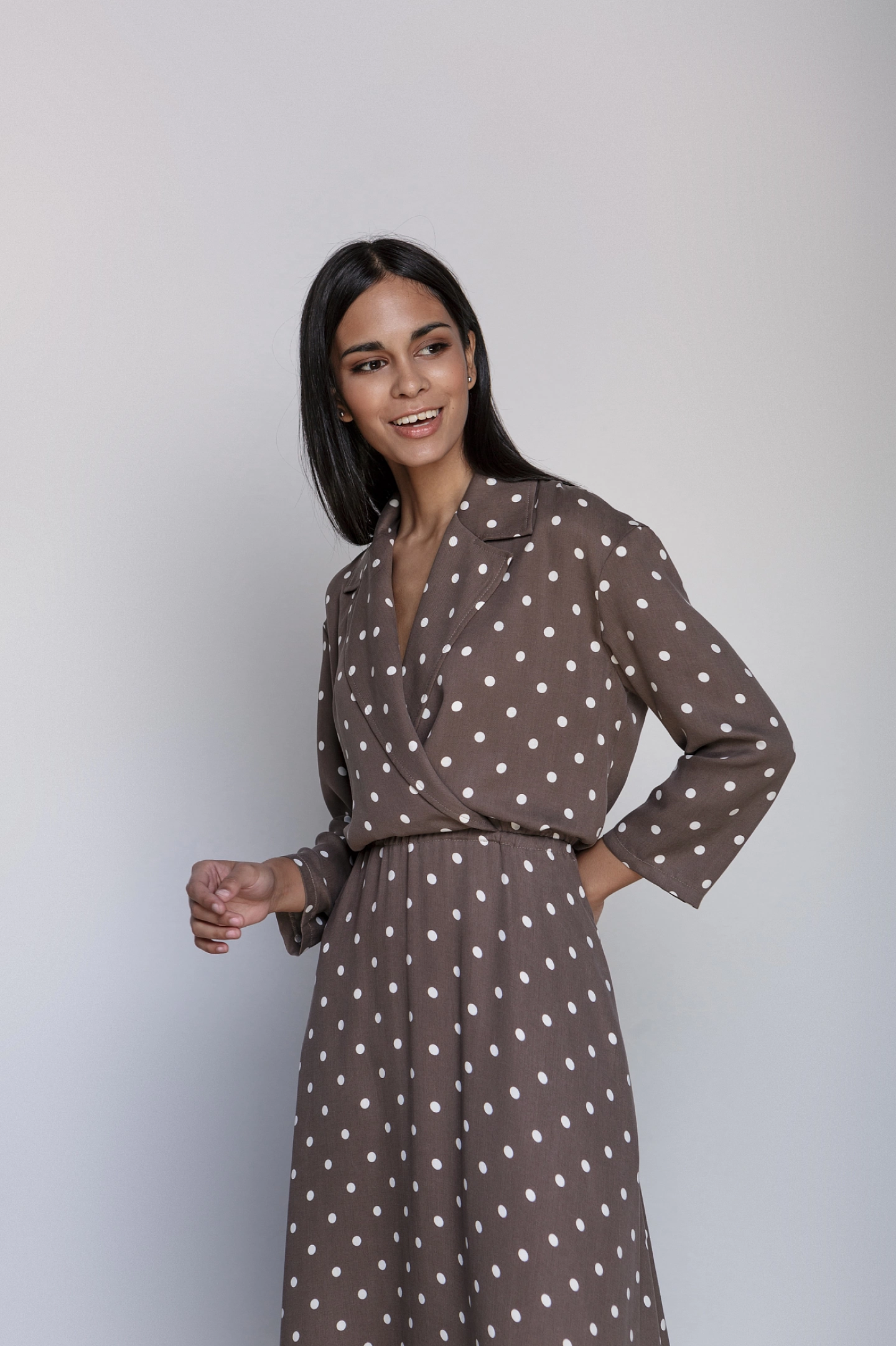 Платье миди с лацканами