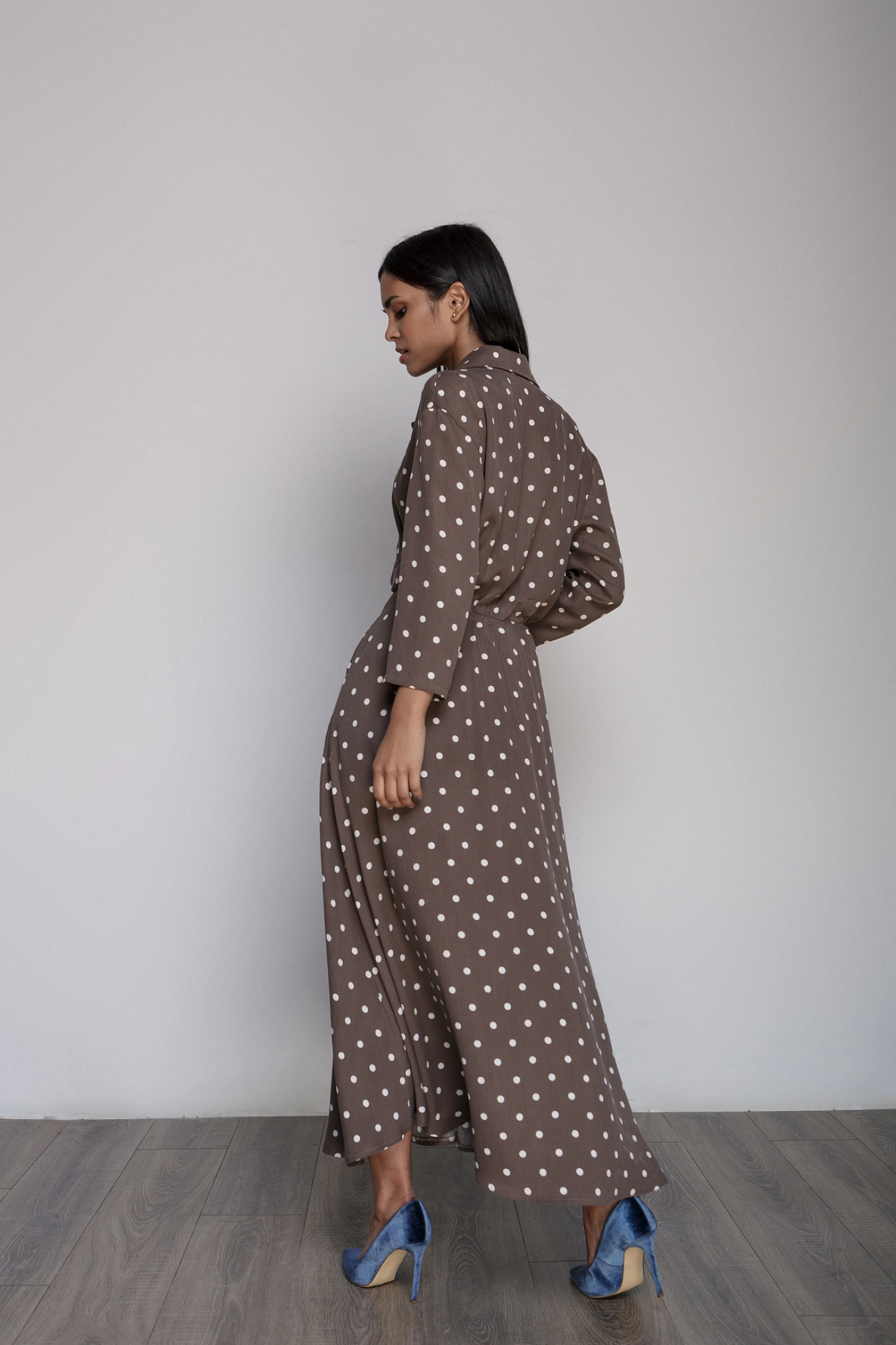 Платье миди с лацканами