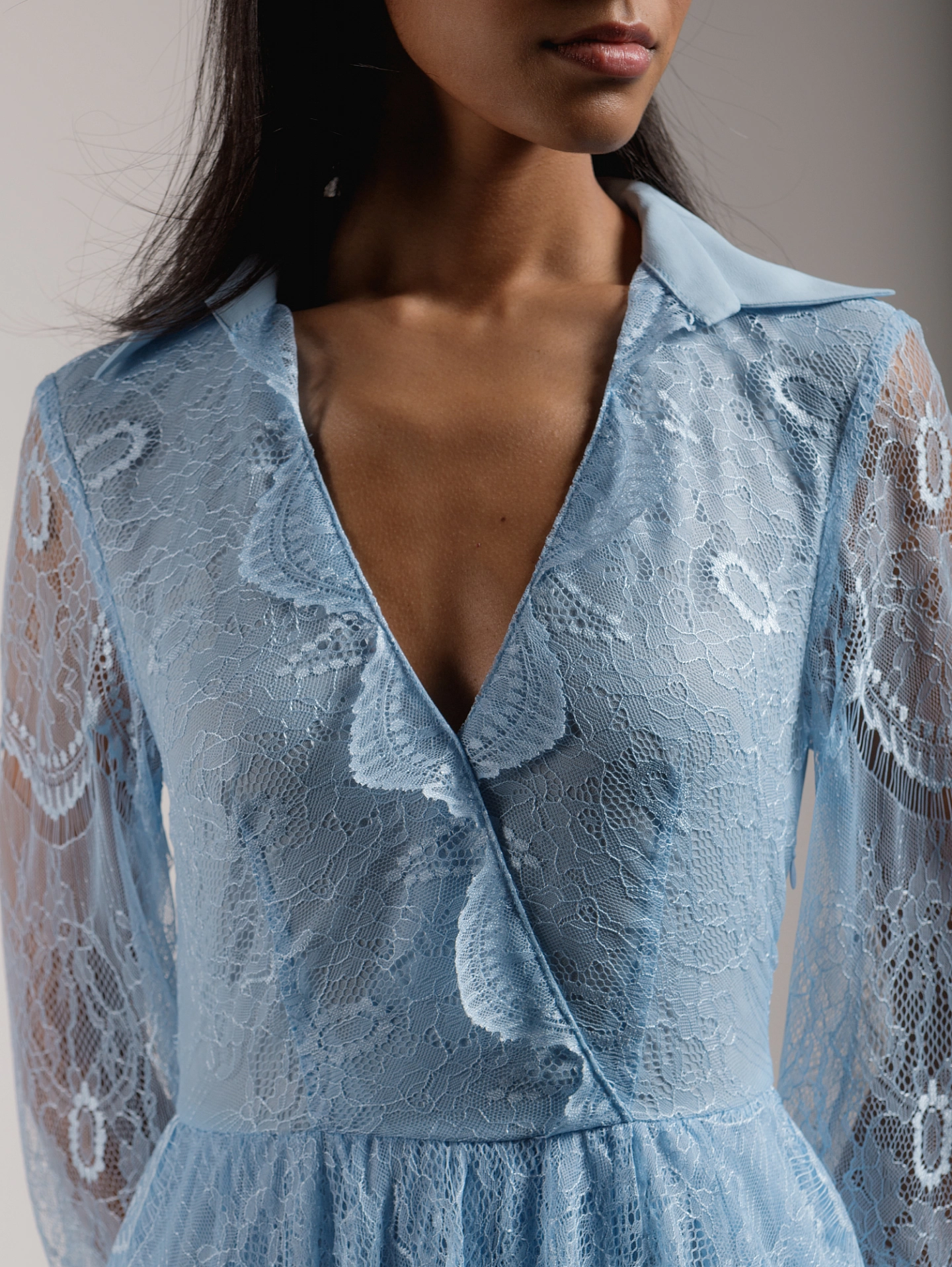 Платье из кружева