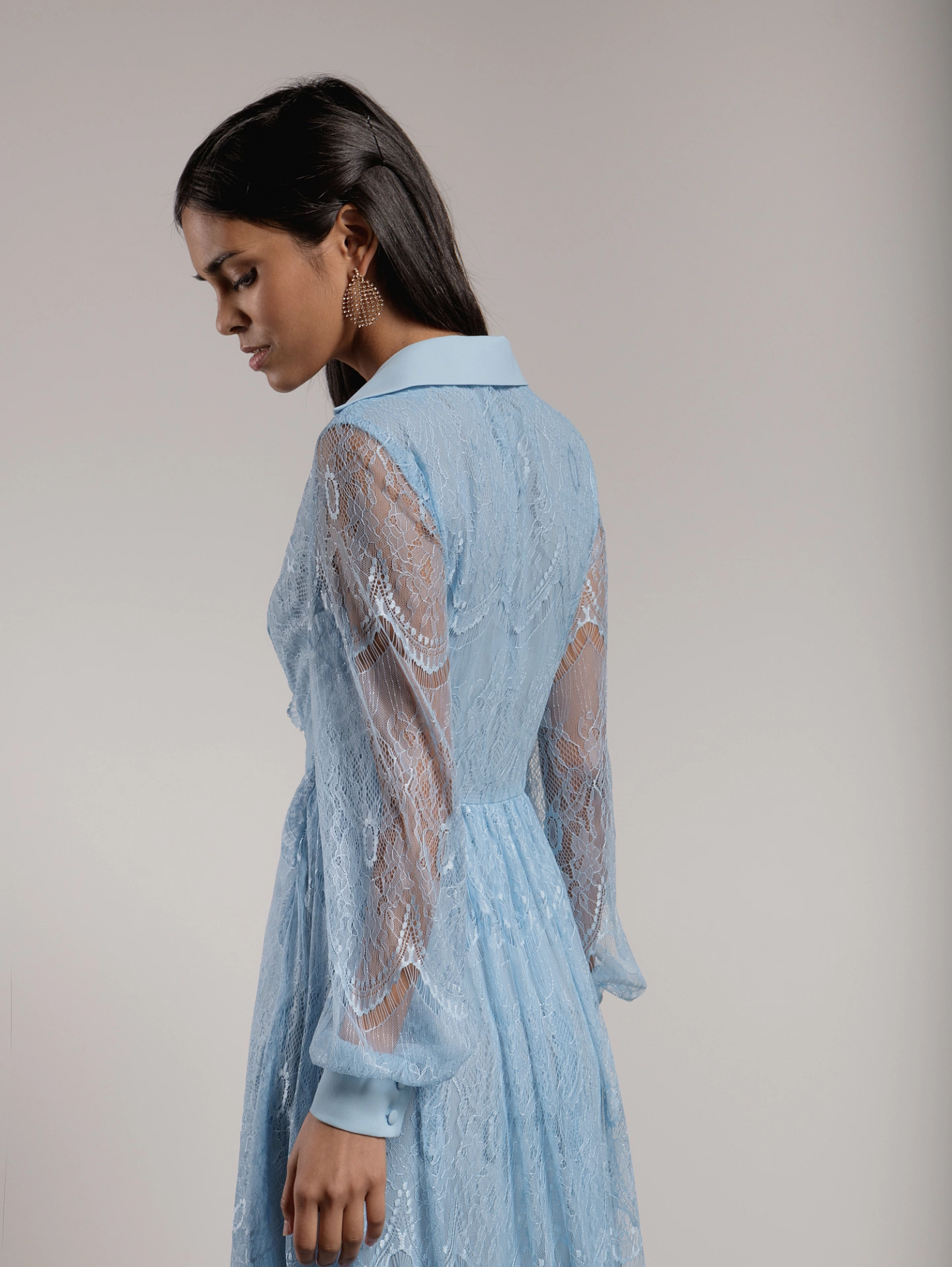 Платье из кружева