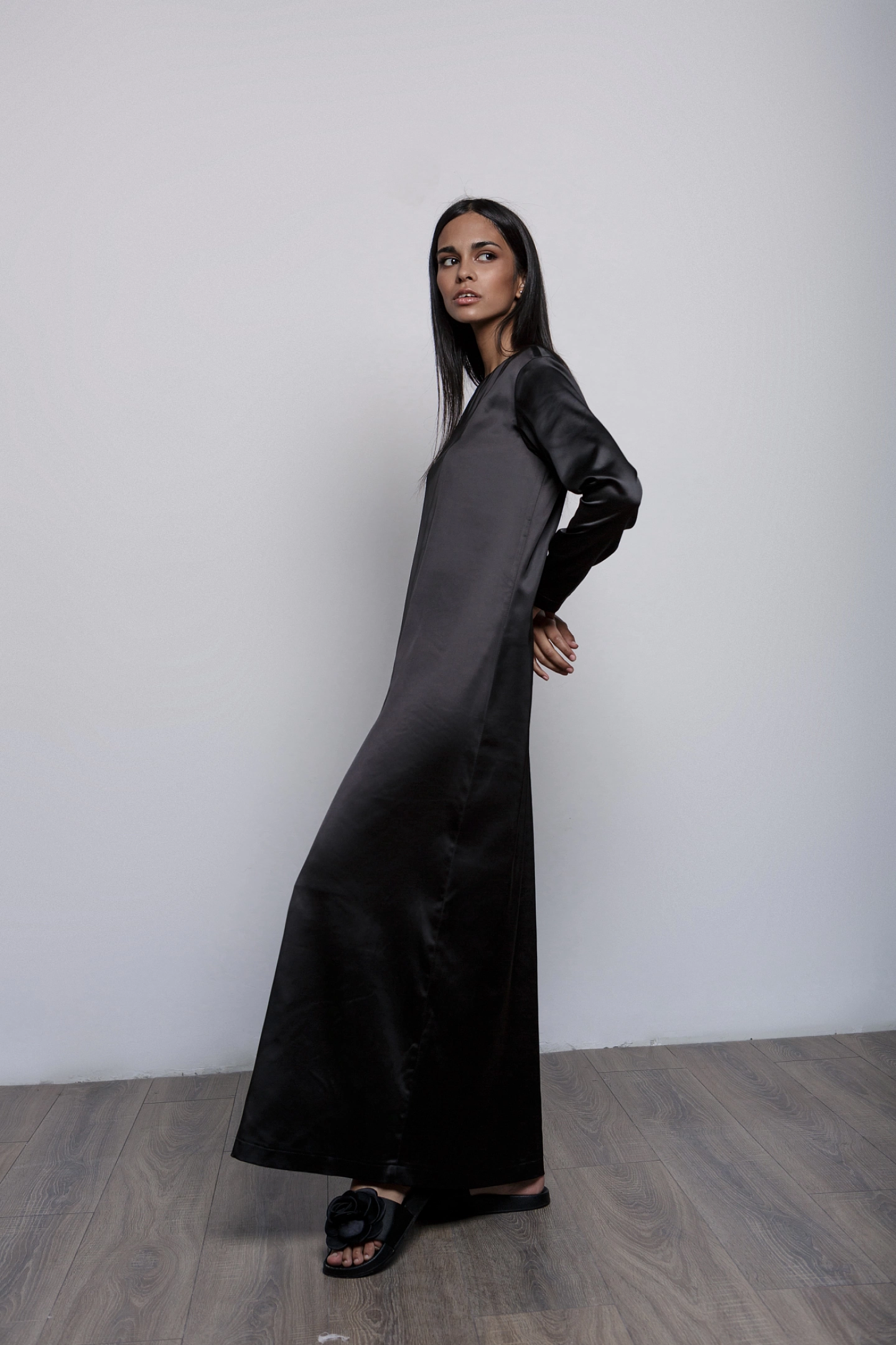 Платье футляр прямое макси