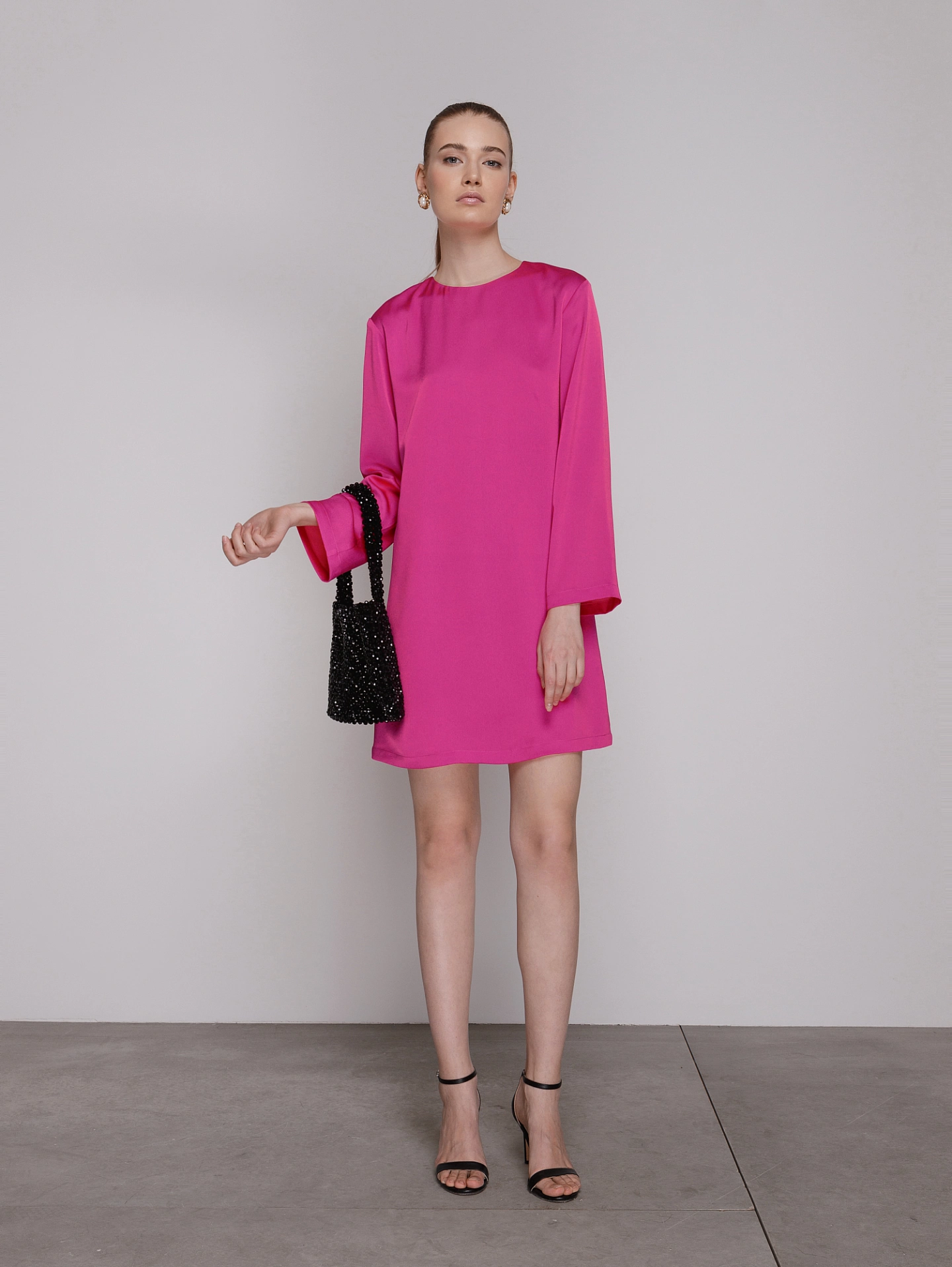 Платье футляр прямое мини