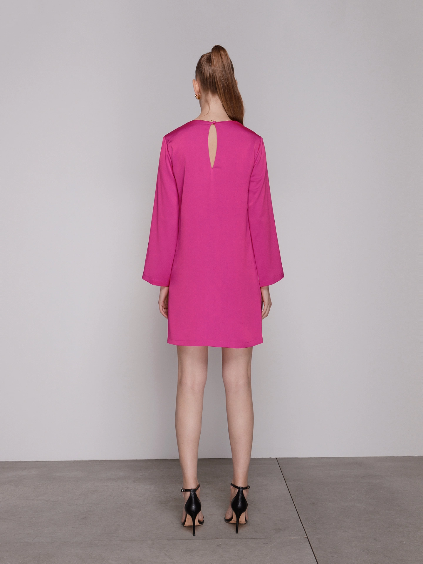 Платье футляр прямое мини