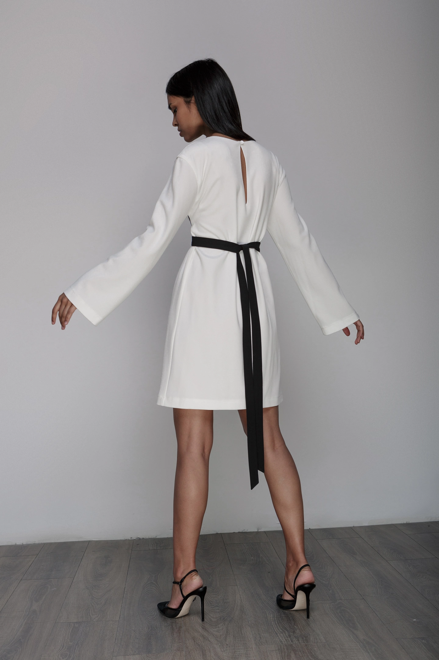 Платье футляр прямое мини