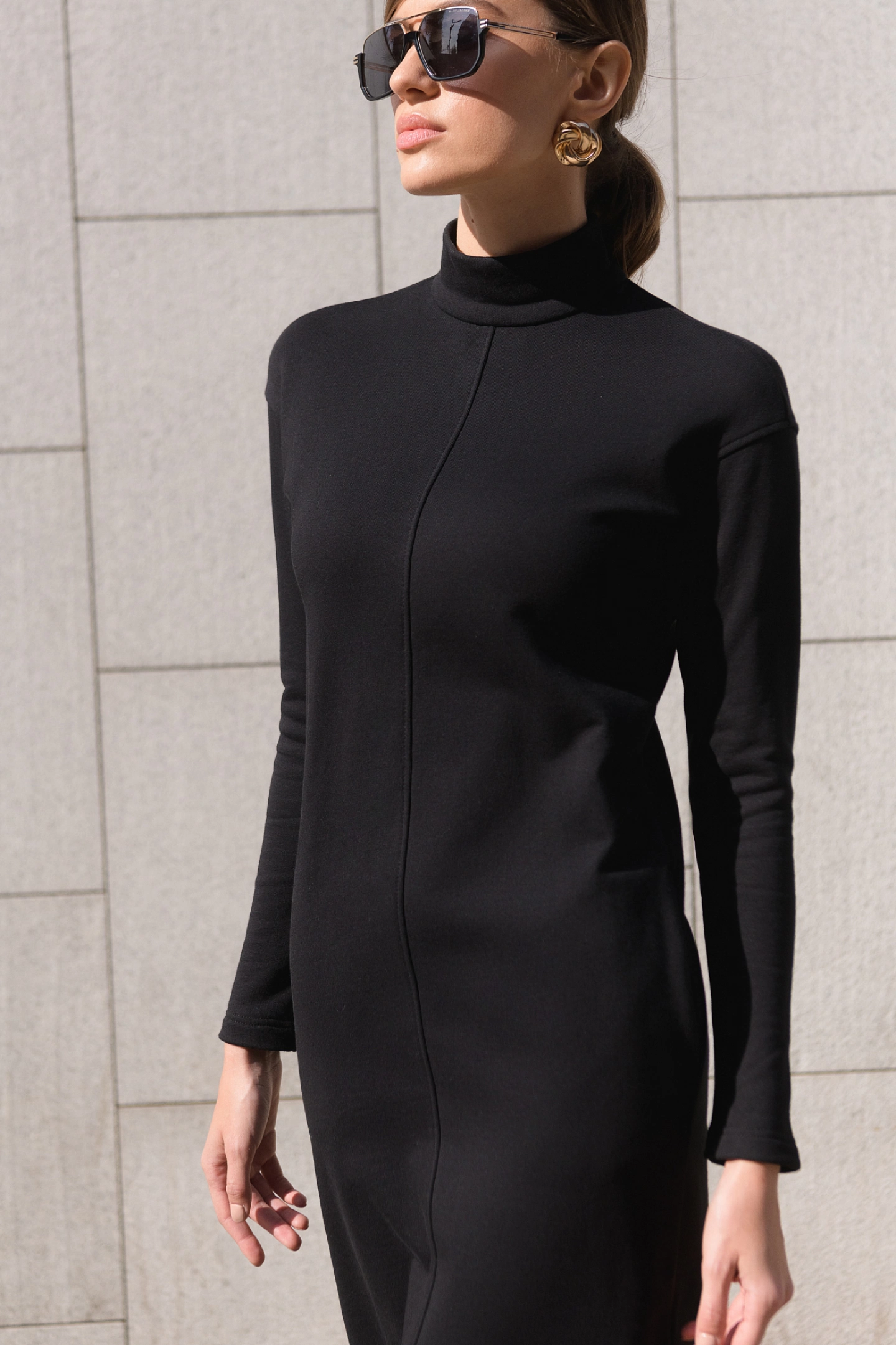 Платье прямого силуэта