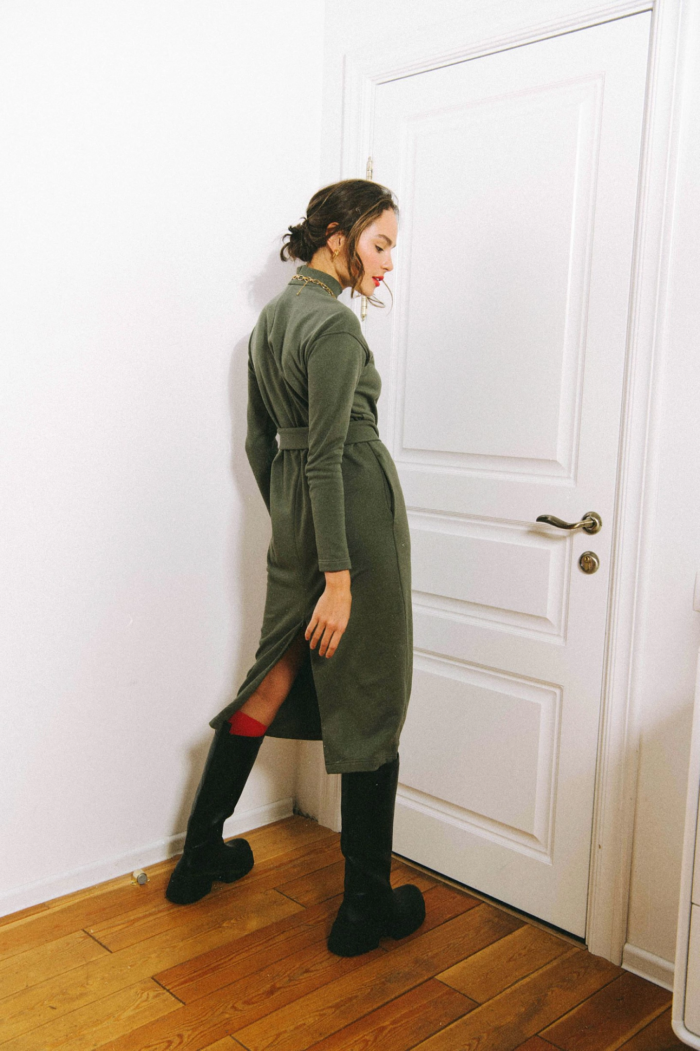 Платье прямого силуэта