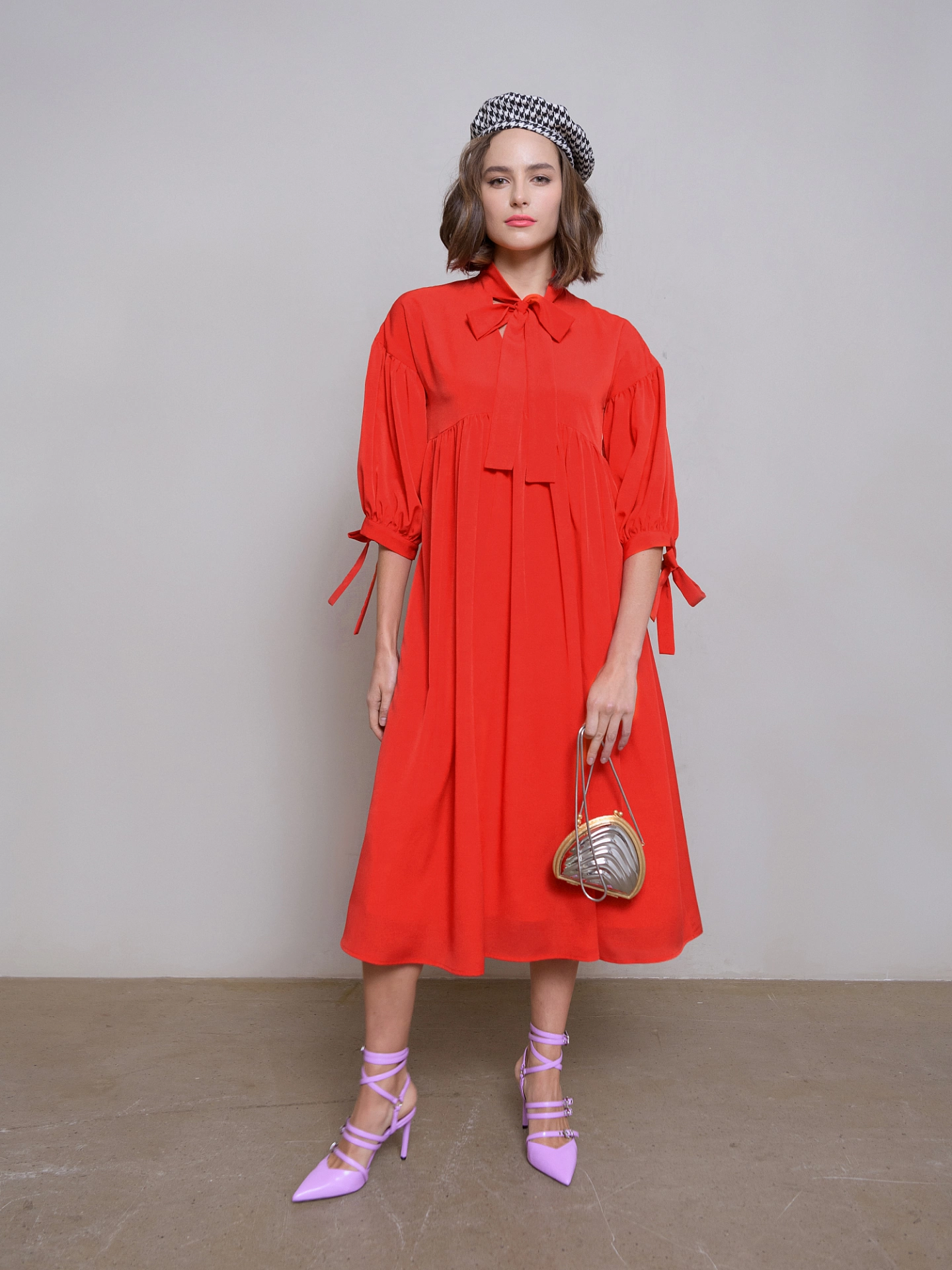 Платье летящее миди