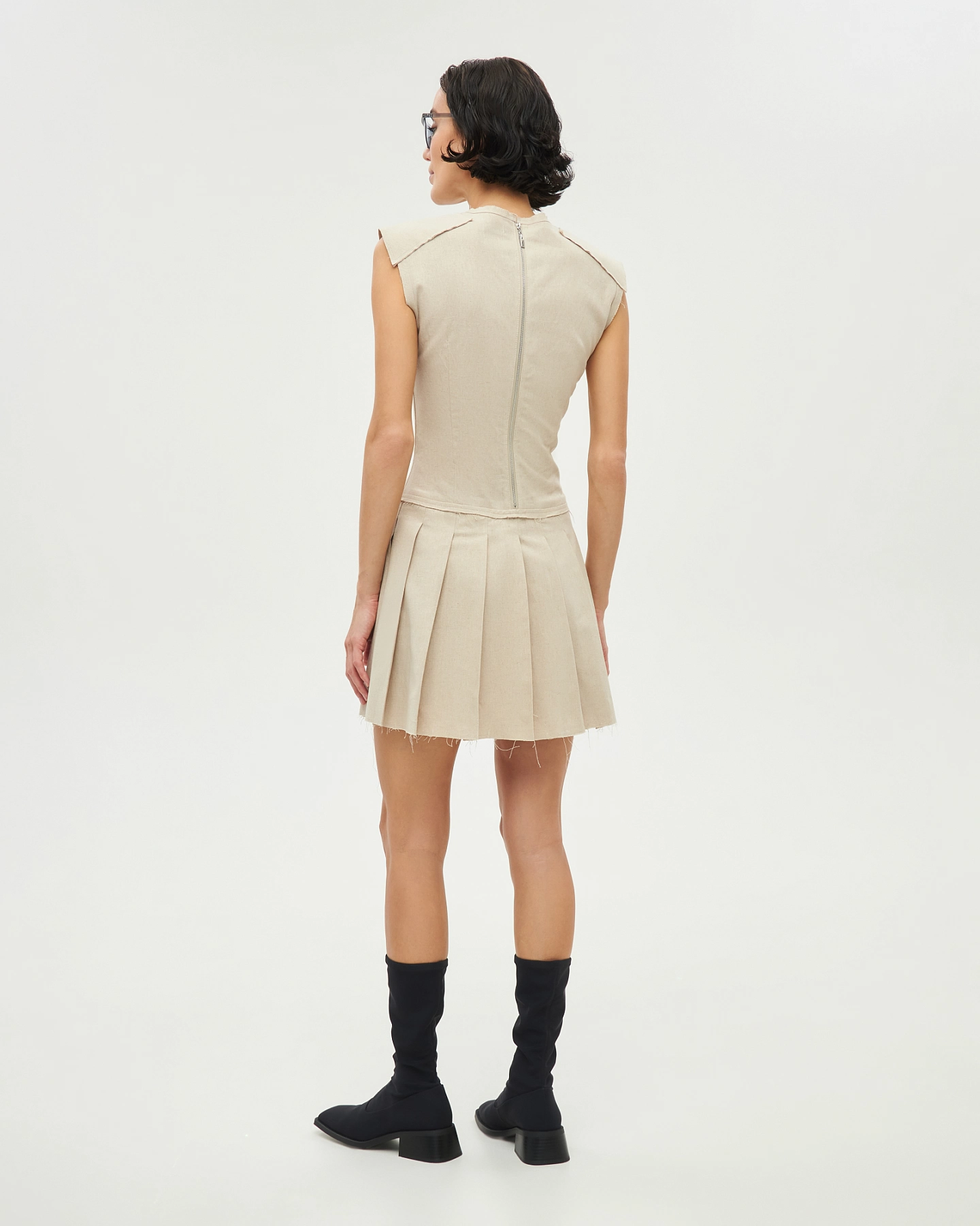 Платье мини из льна с сердцем