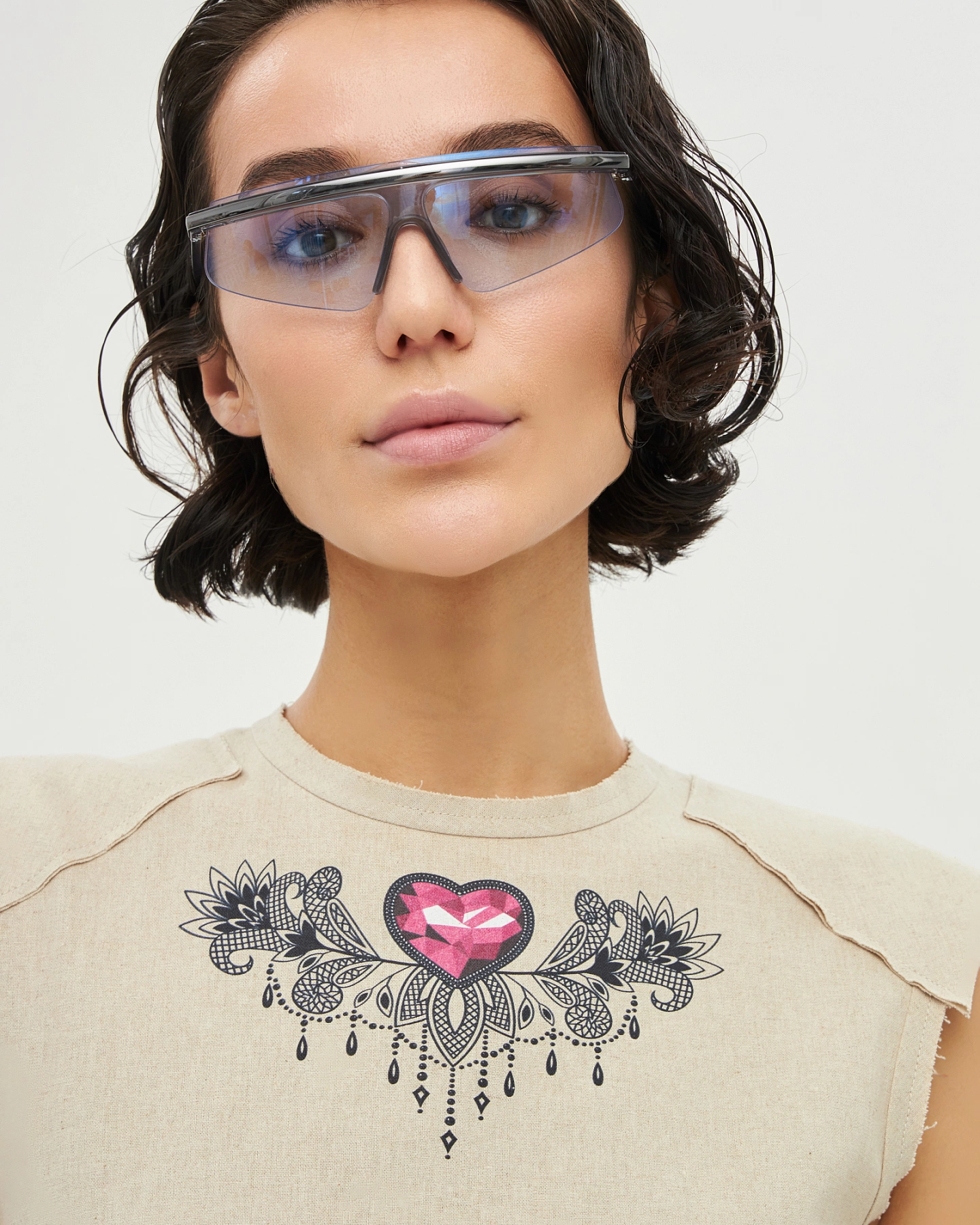 Платье мини из льна с сердцем