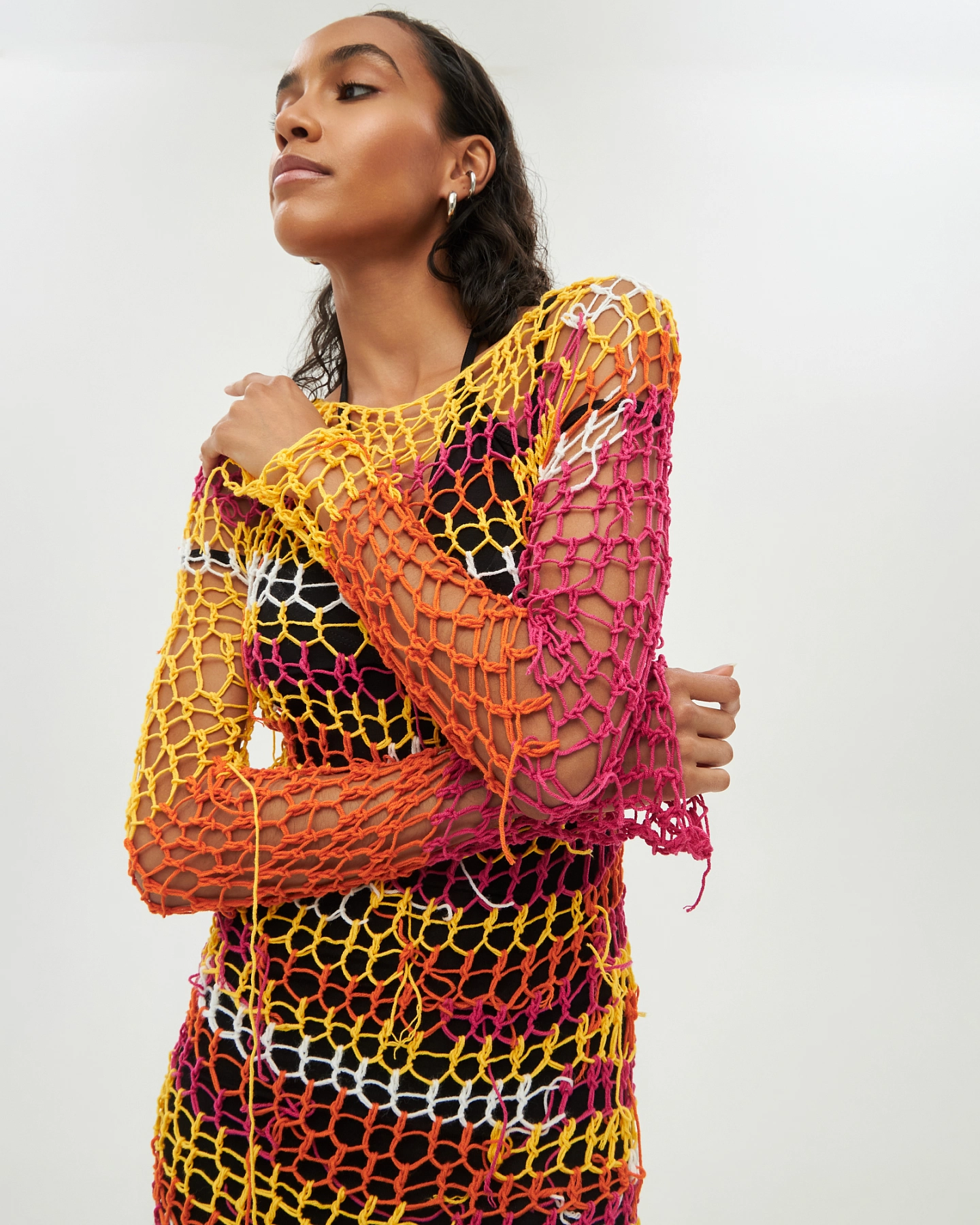 Платье сетка вязаное