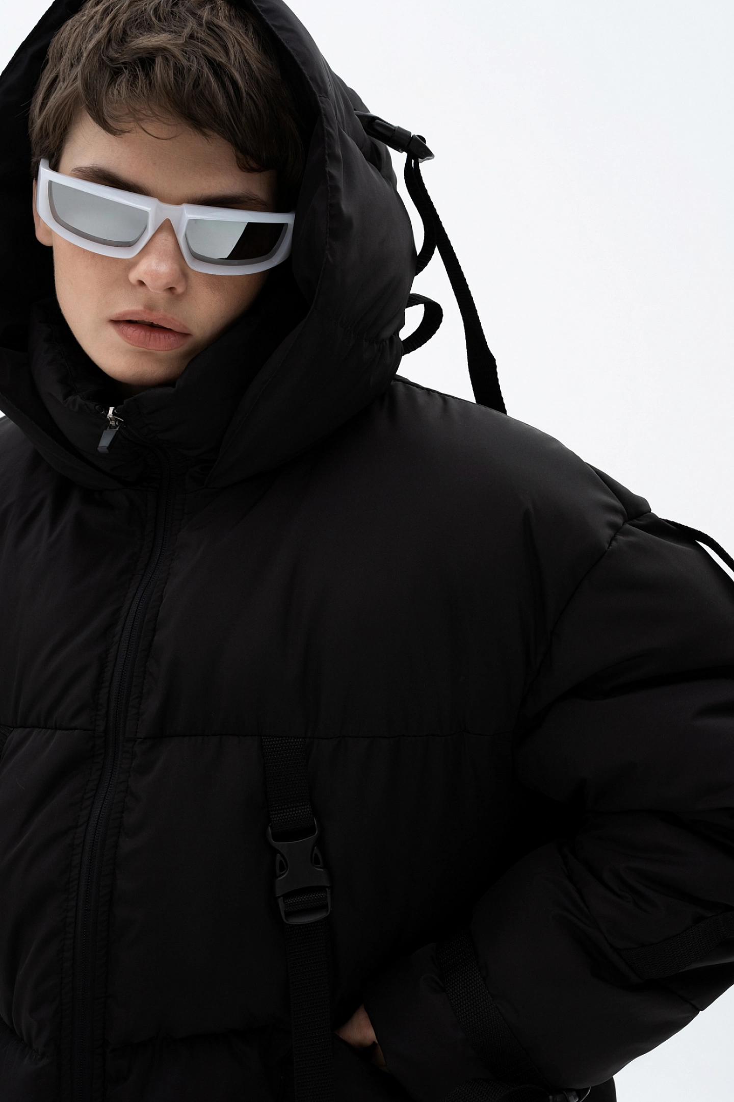 Down jacket with turnip ribbons