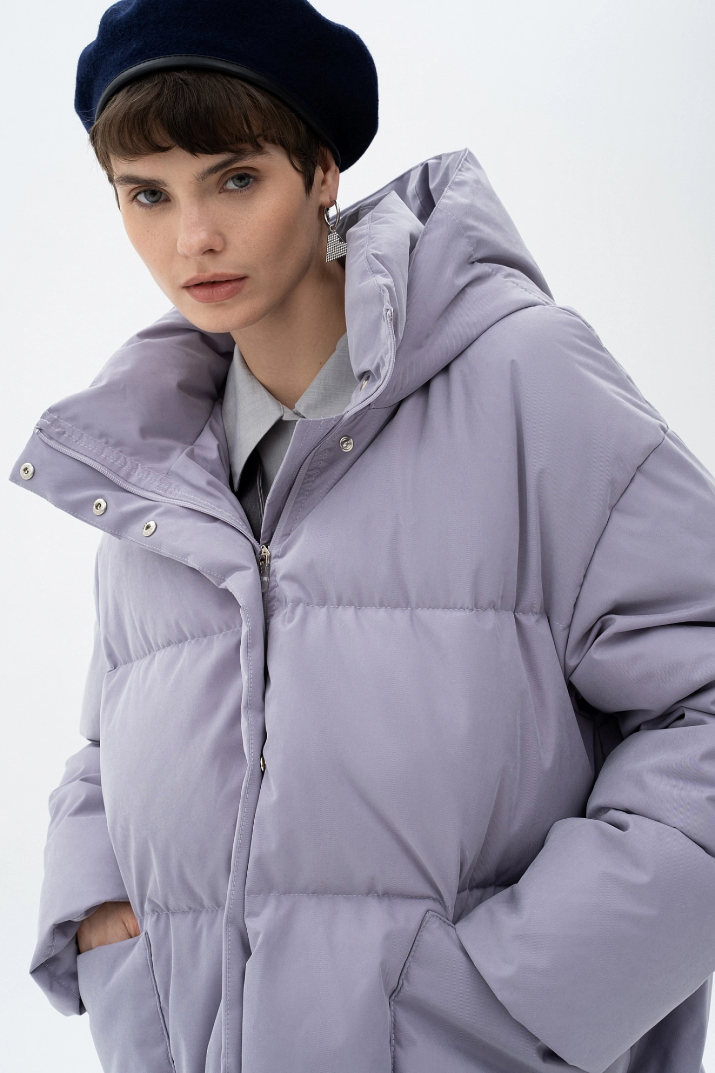 Loose-fitting down jacket