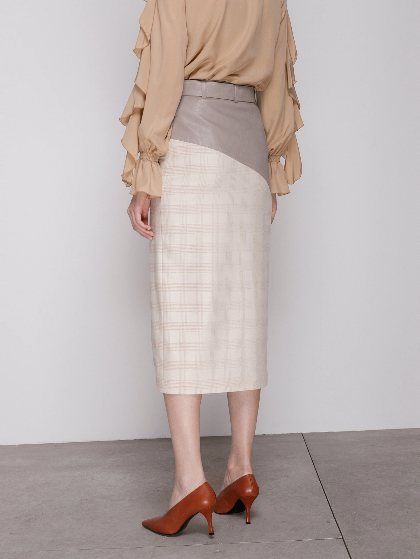 Юбка миди с отделкой