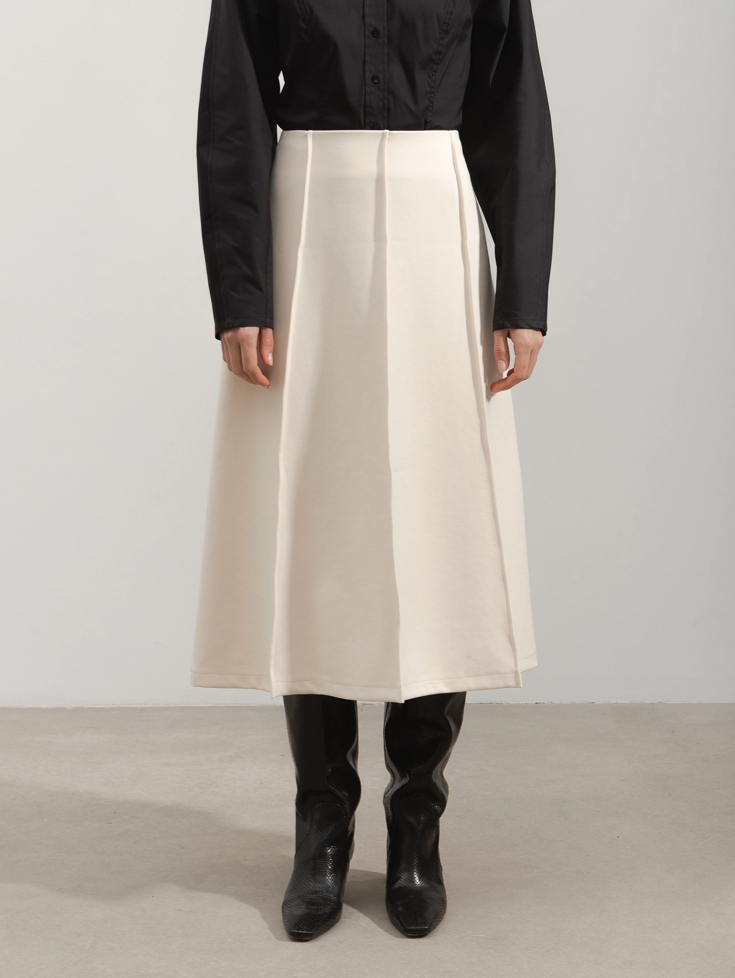 Wedge midi skirt