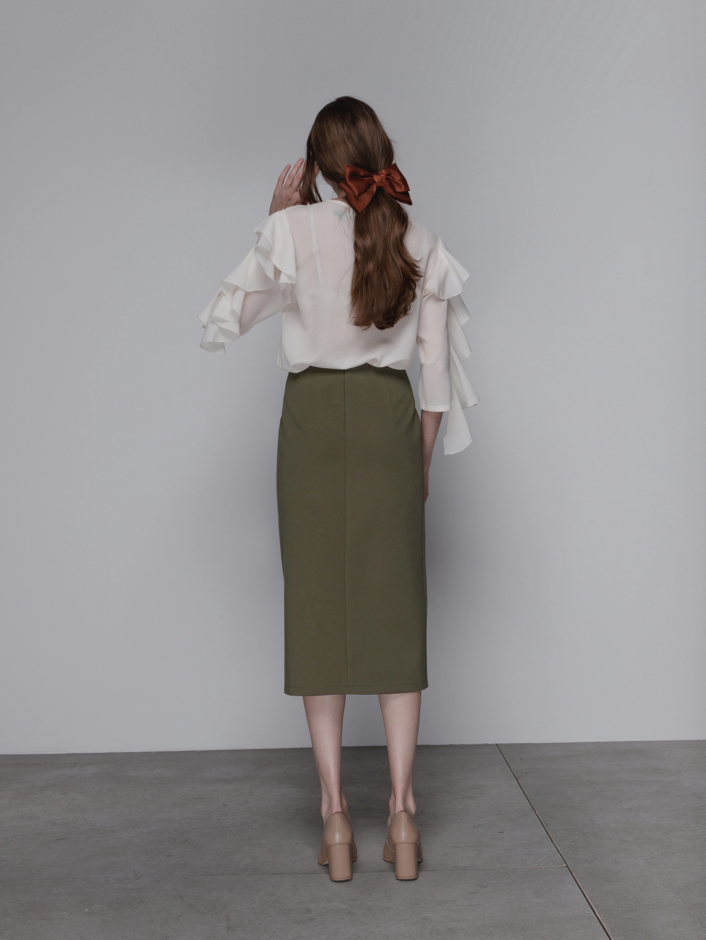 Юбка трикотажная с разрезом