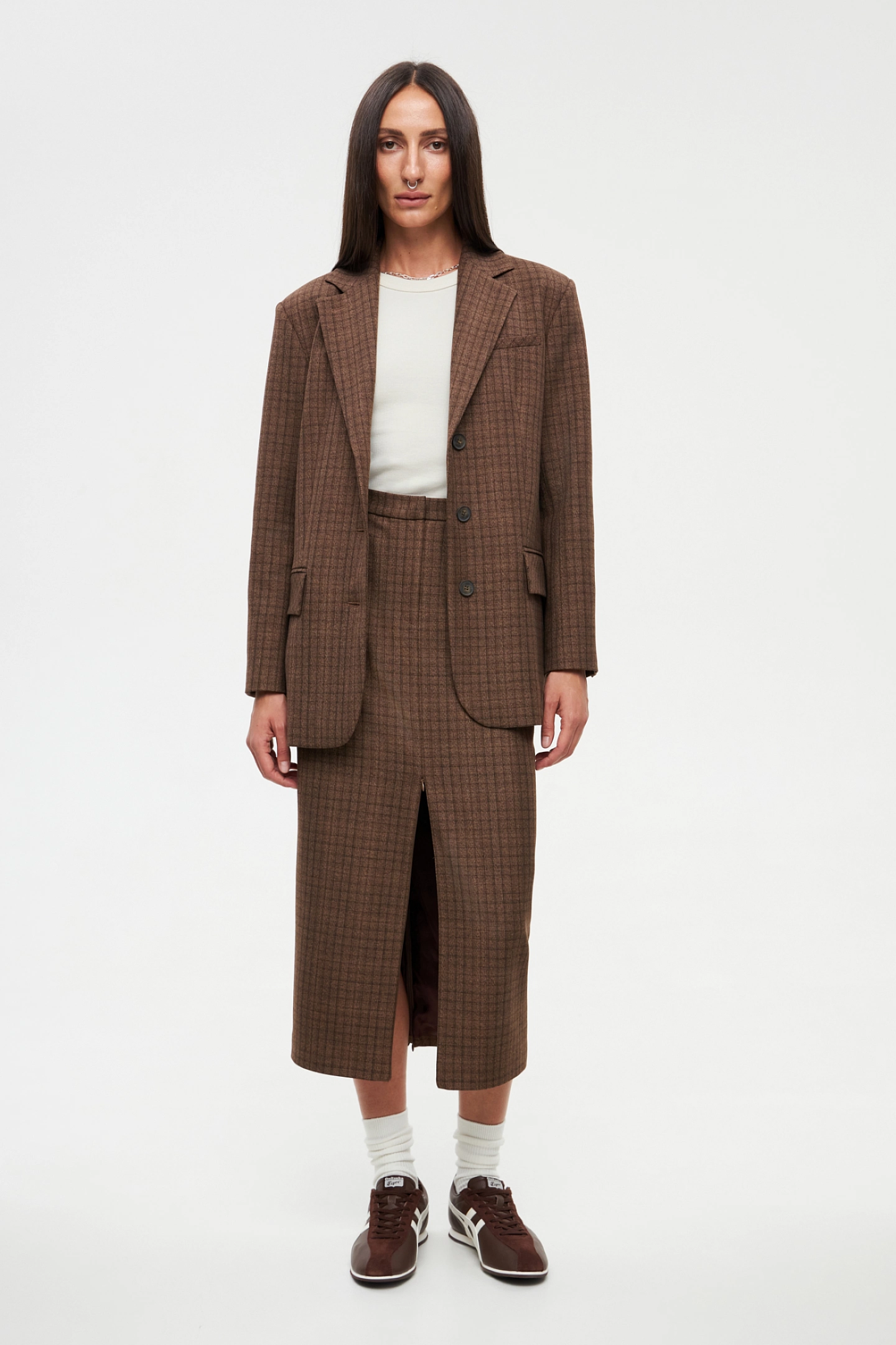 Straight skirt with zippers