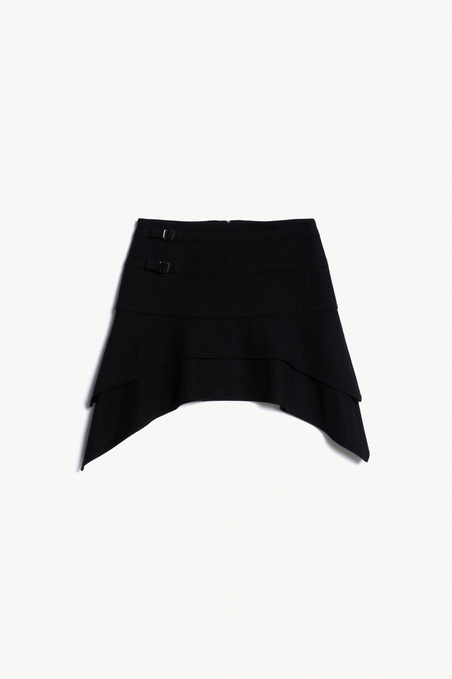 Юбка мини с двумя ремешками