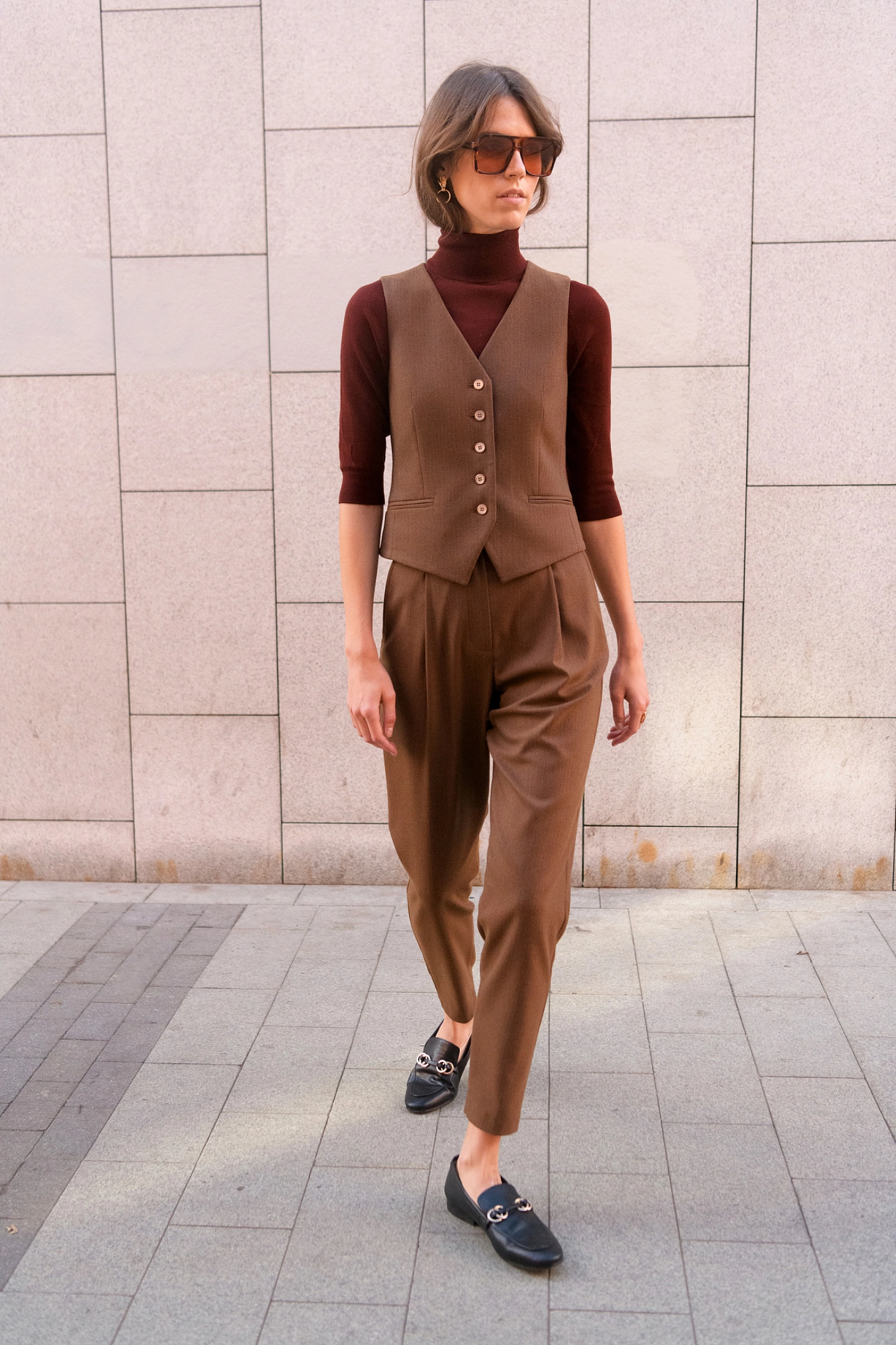 Жилет на пуговицах