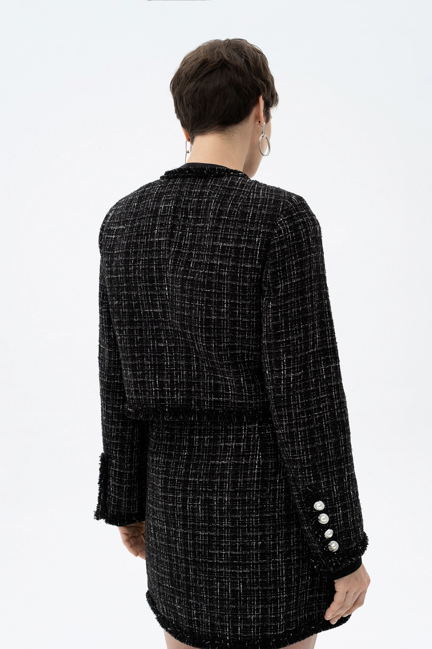 Жакет из твида короткий