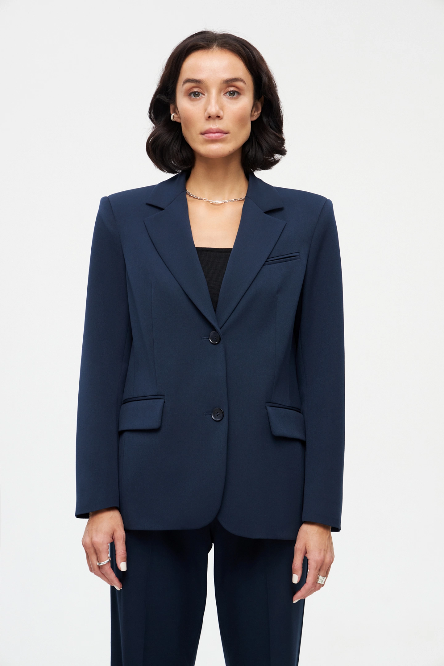 Жакет BASE и брюки мужского типа