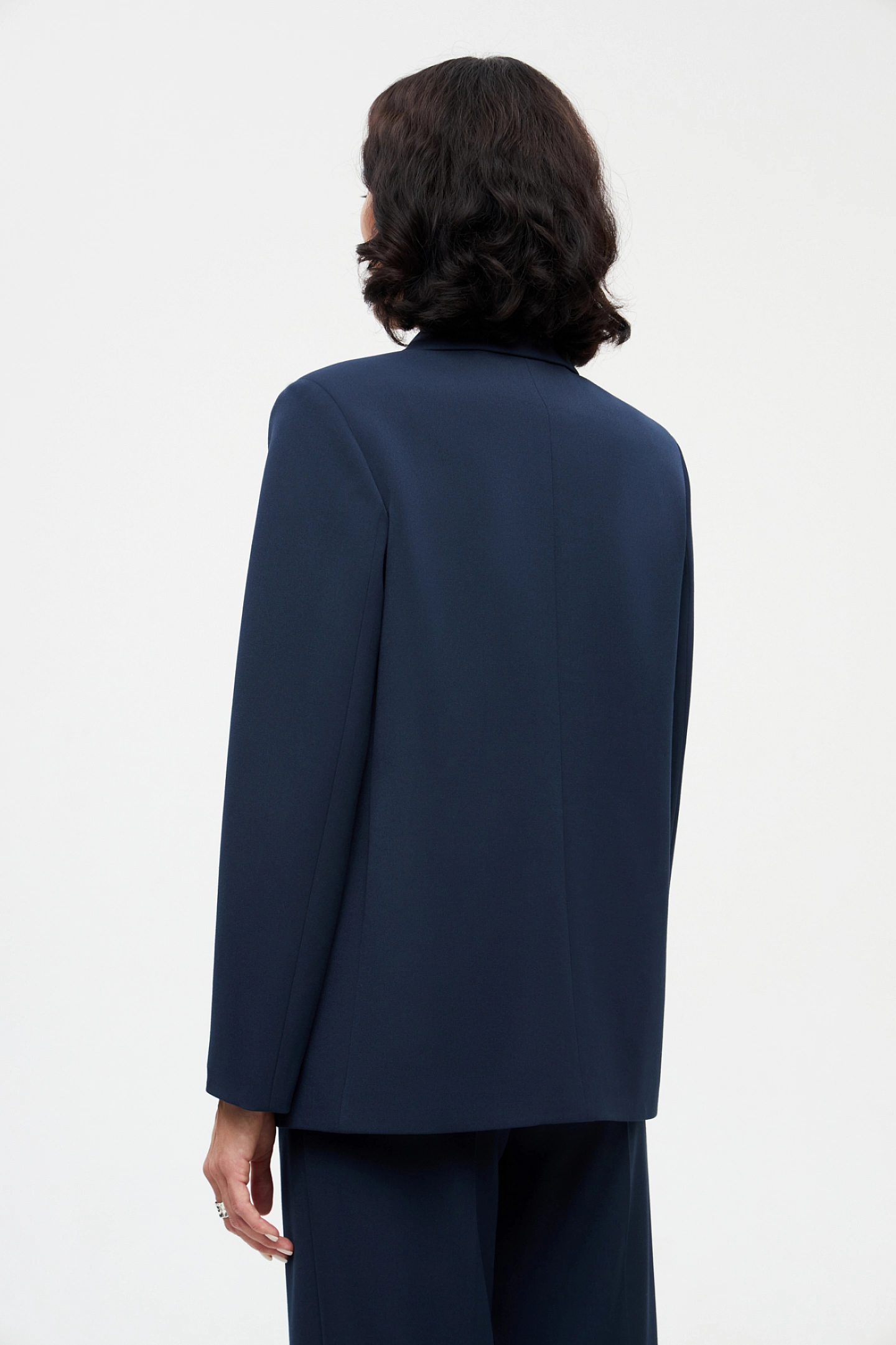 Жакет BASE и брюки мужского типа