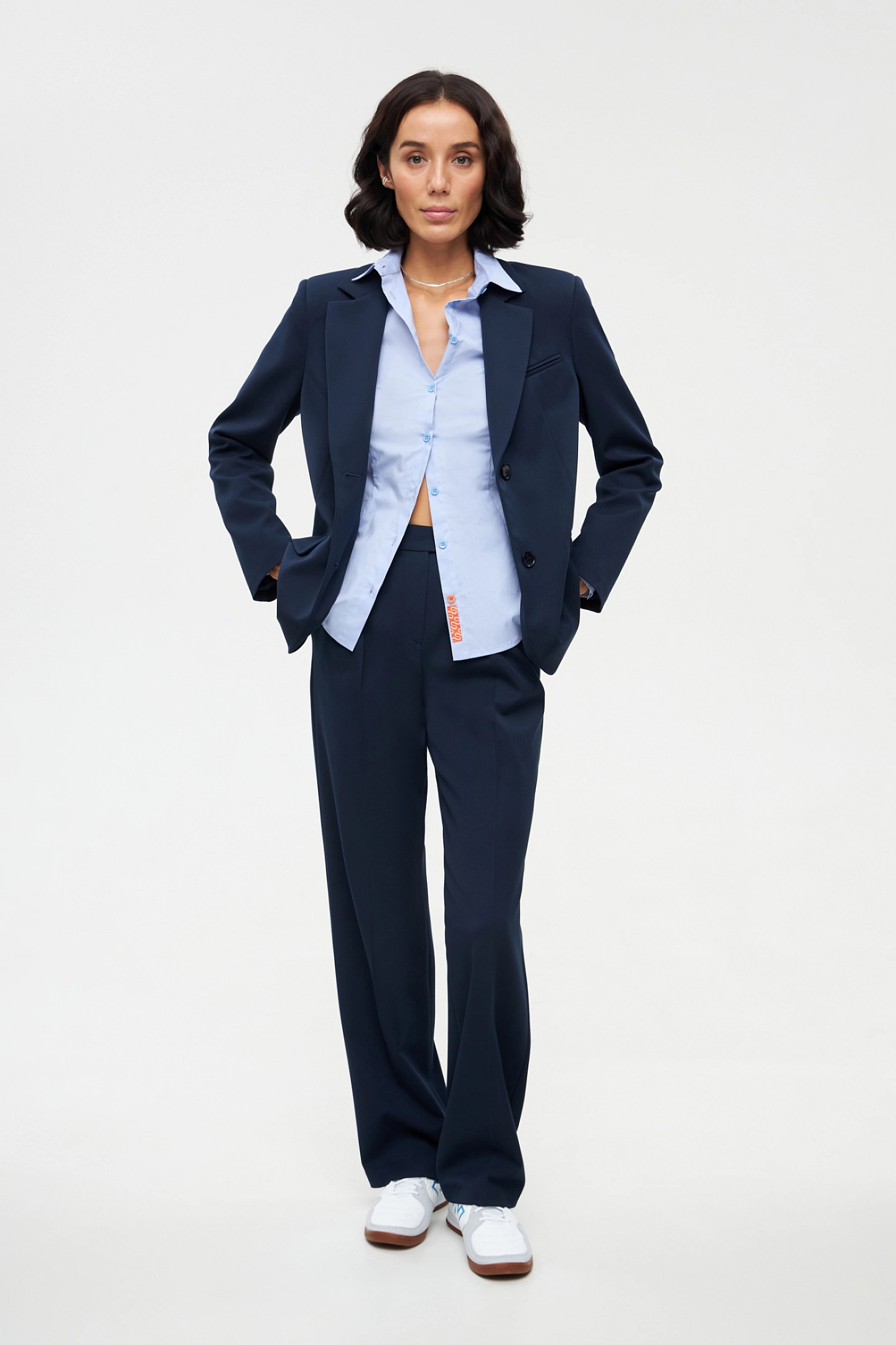 Жакет BASE и брюки мужского типа