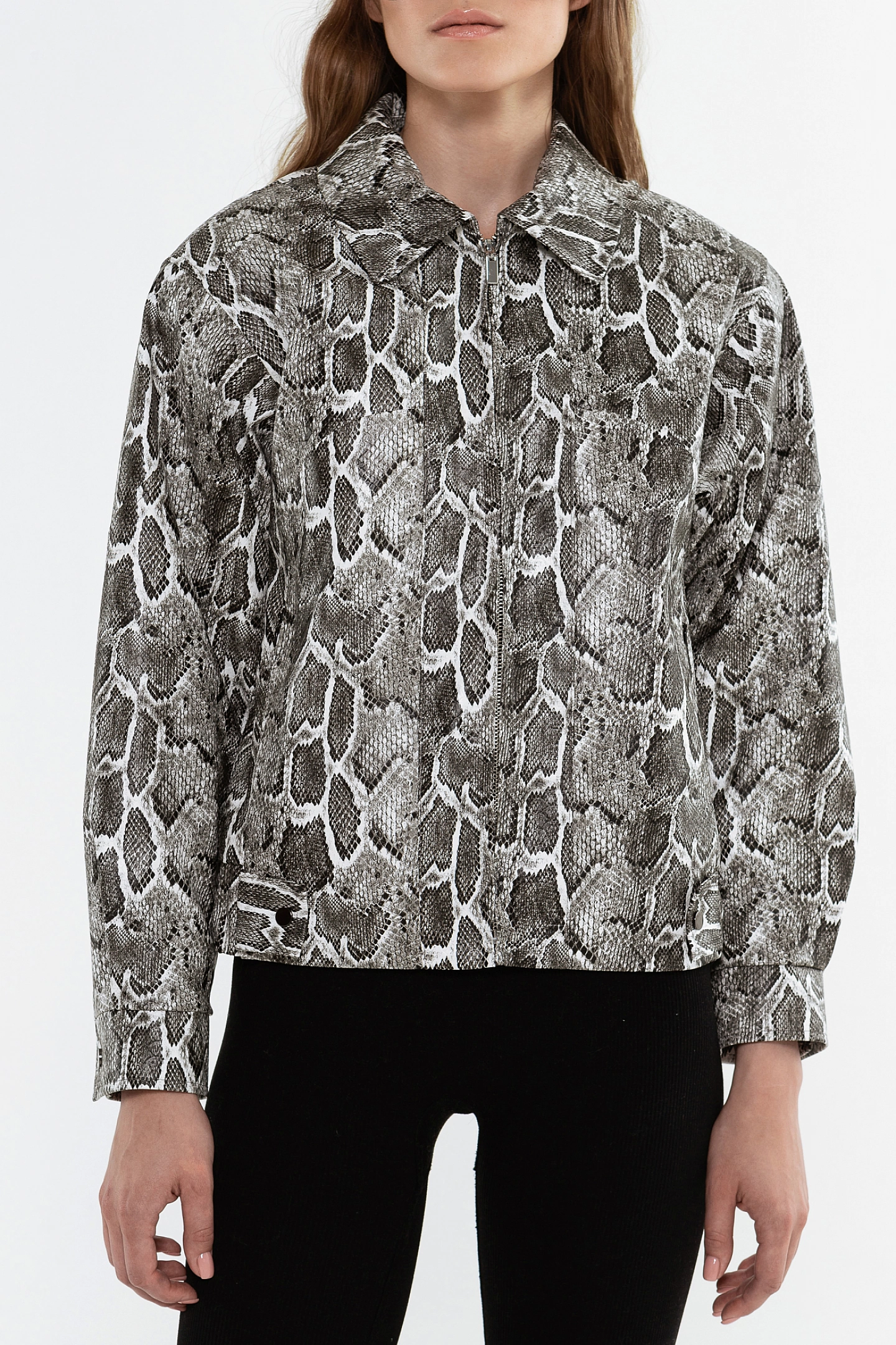 Бомбер из эко-кожи