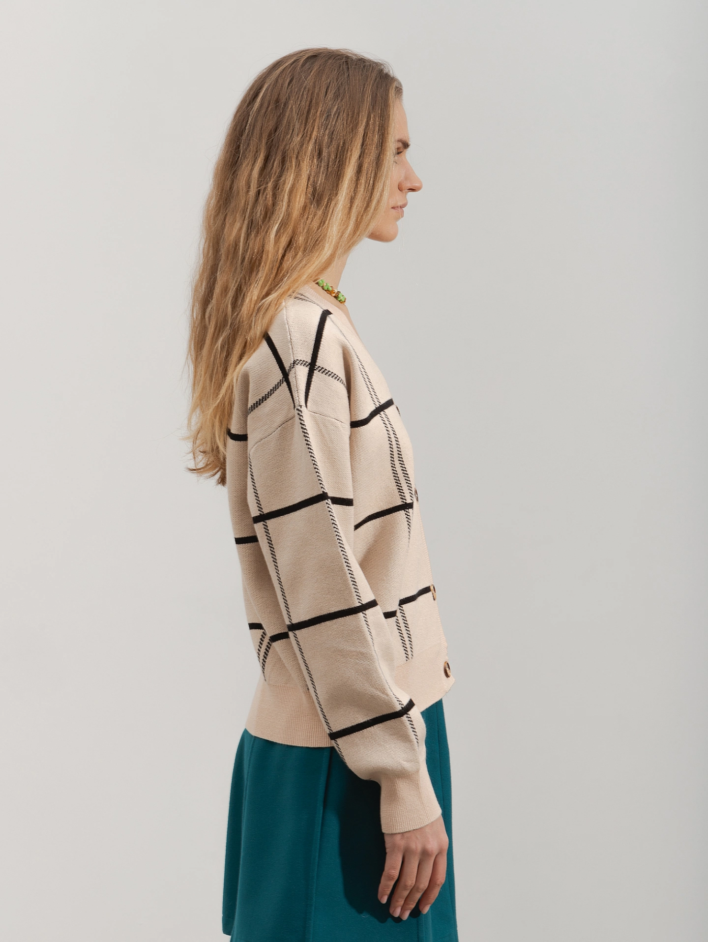 Кардиган вязаный на пуговицах в клетку