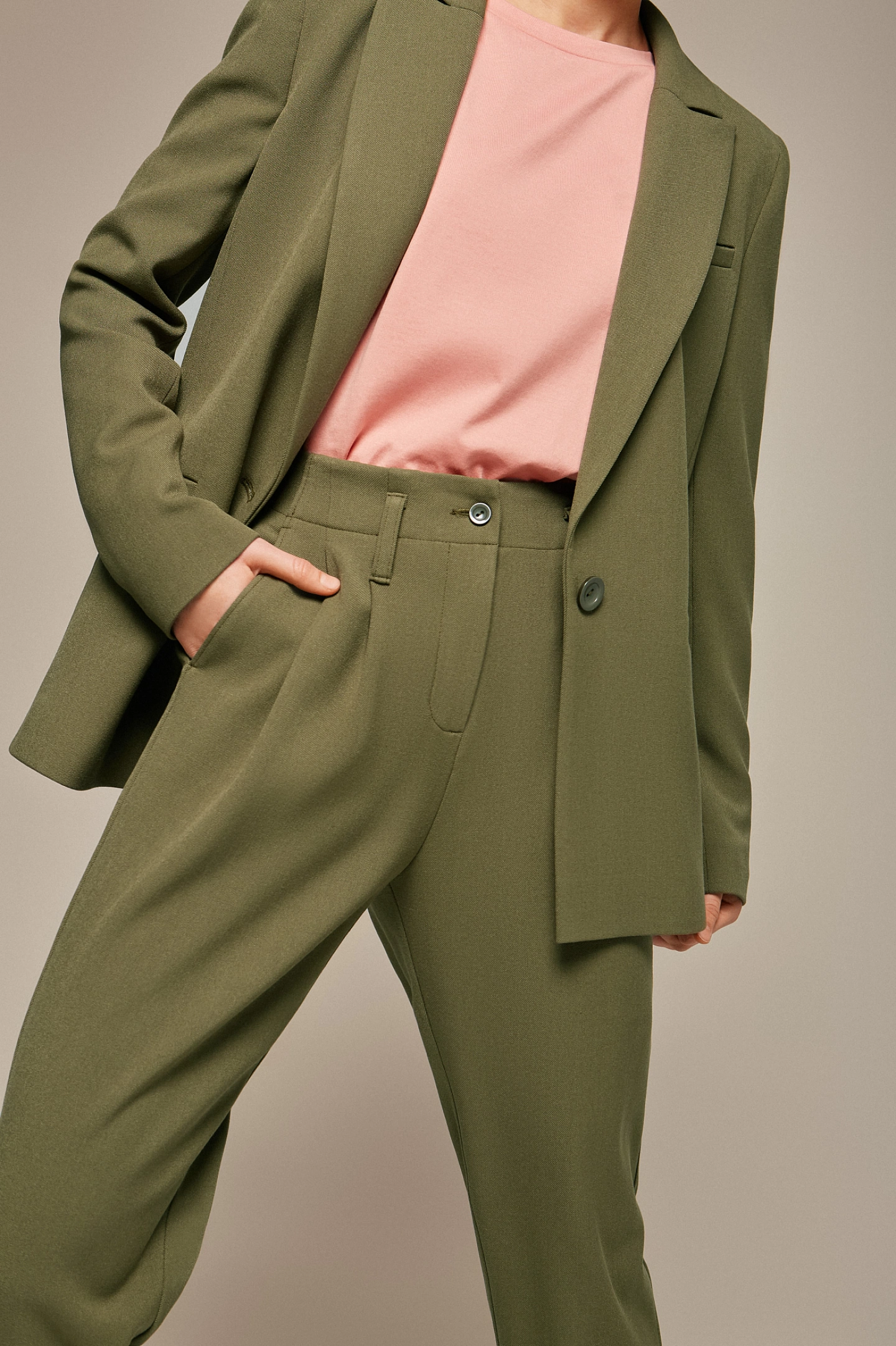 Брюки бананы без пояса