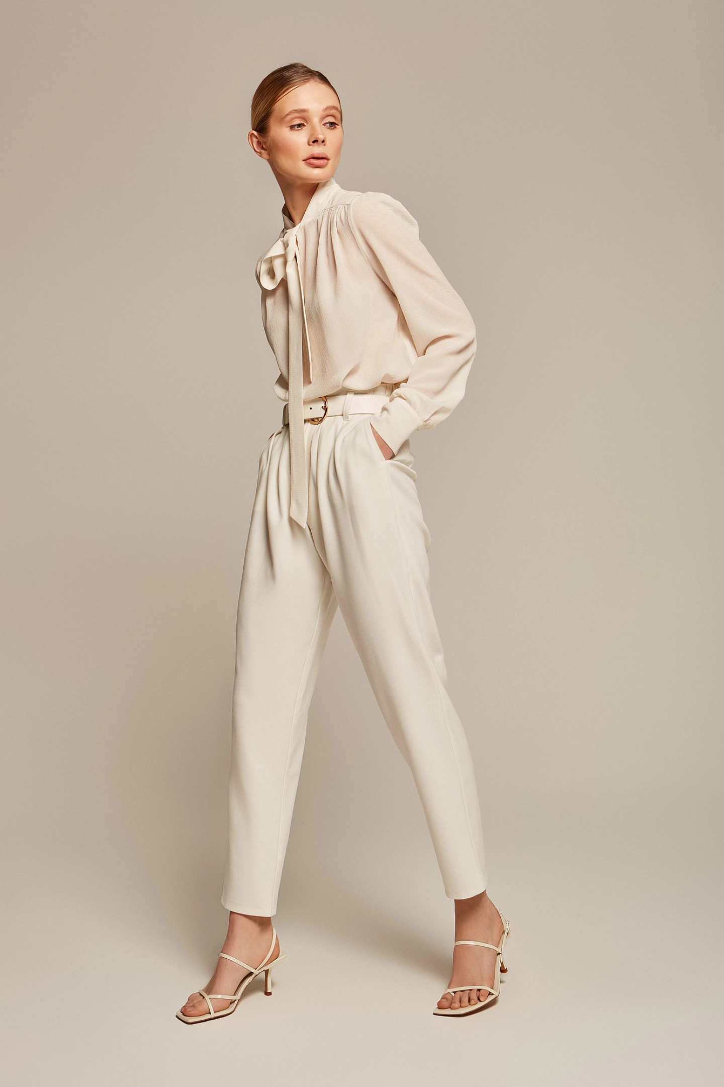 Брюки бананы без пояса