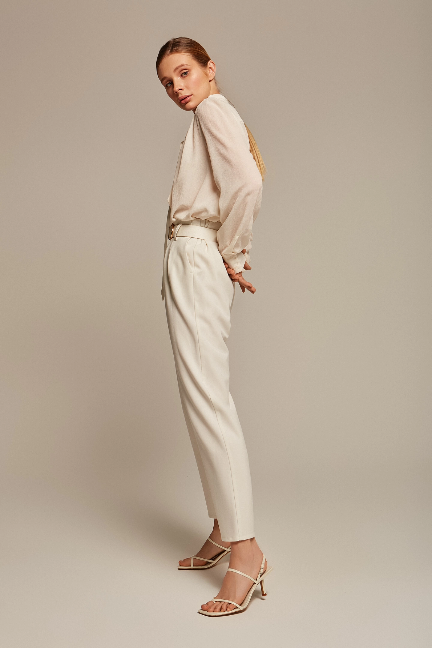 Брюки бананы без пояса