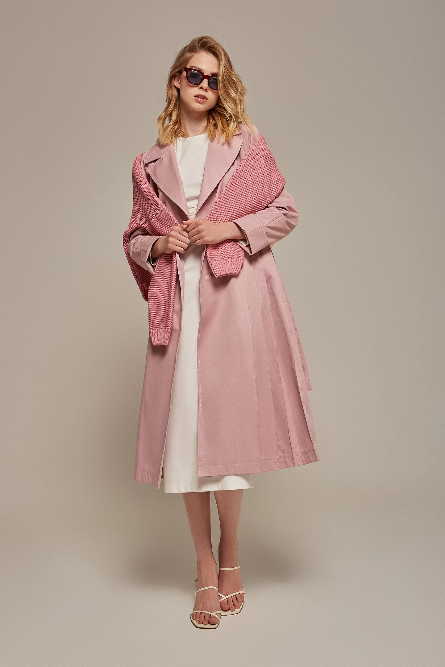 Тренч реглан с юбкой плиссе