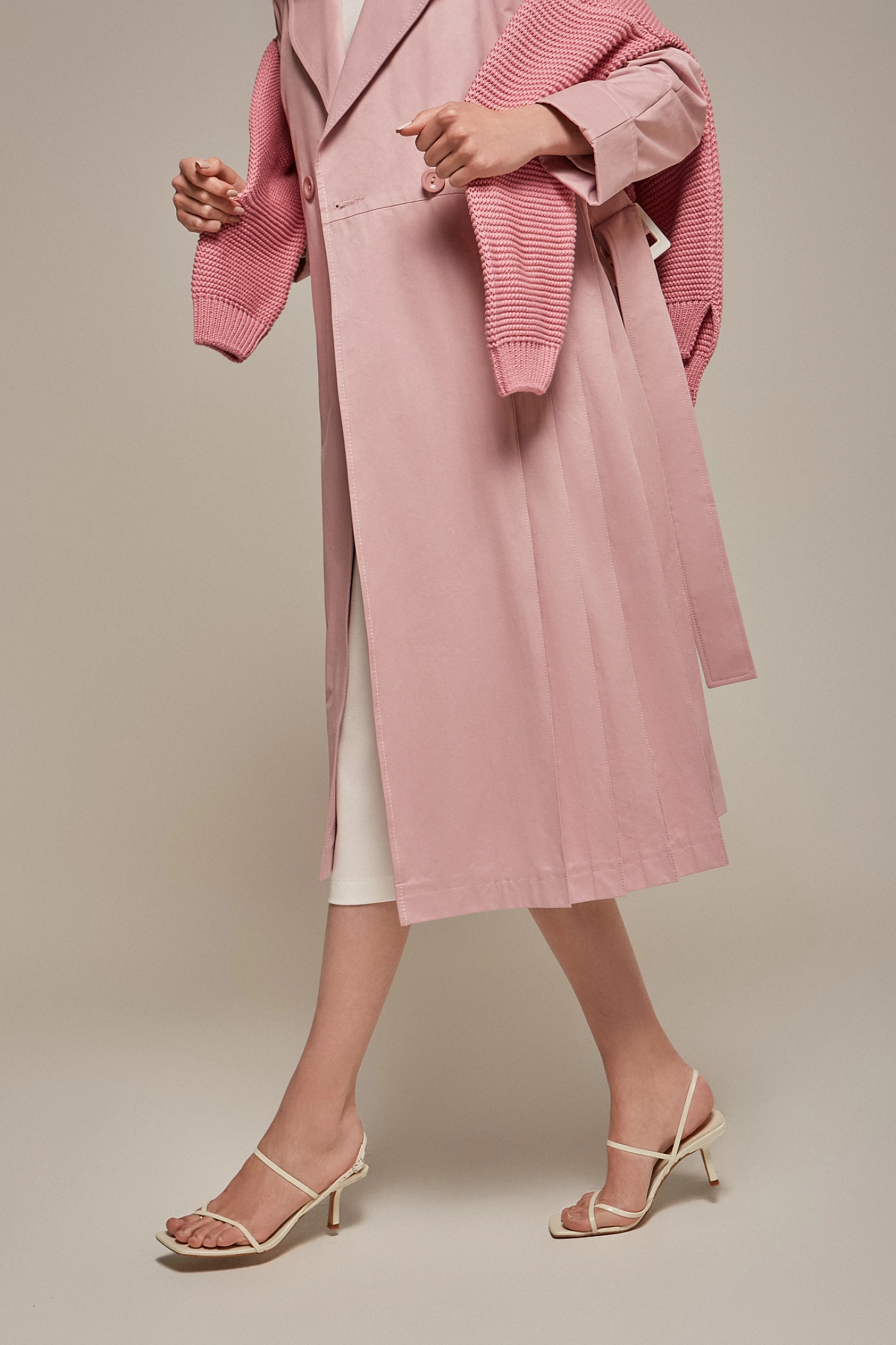 Тренч реглан с юбкой плиссе