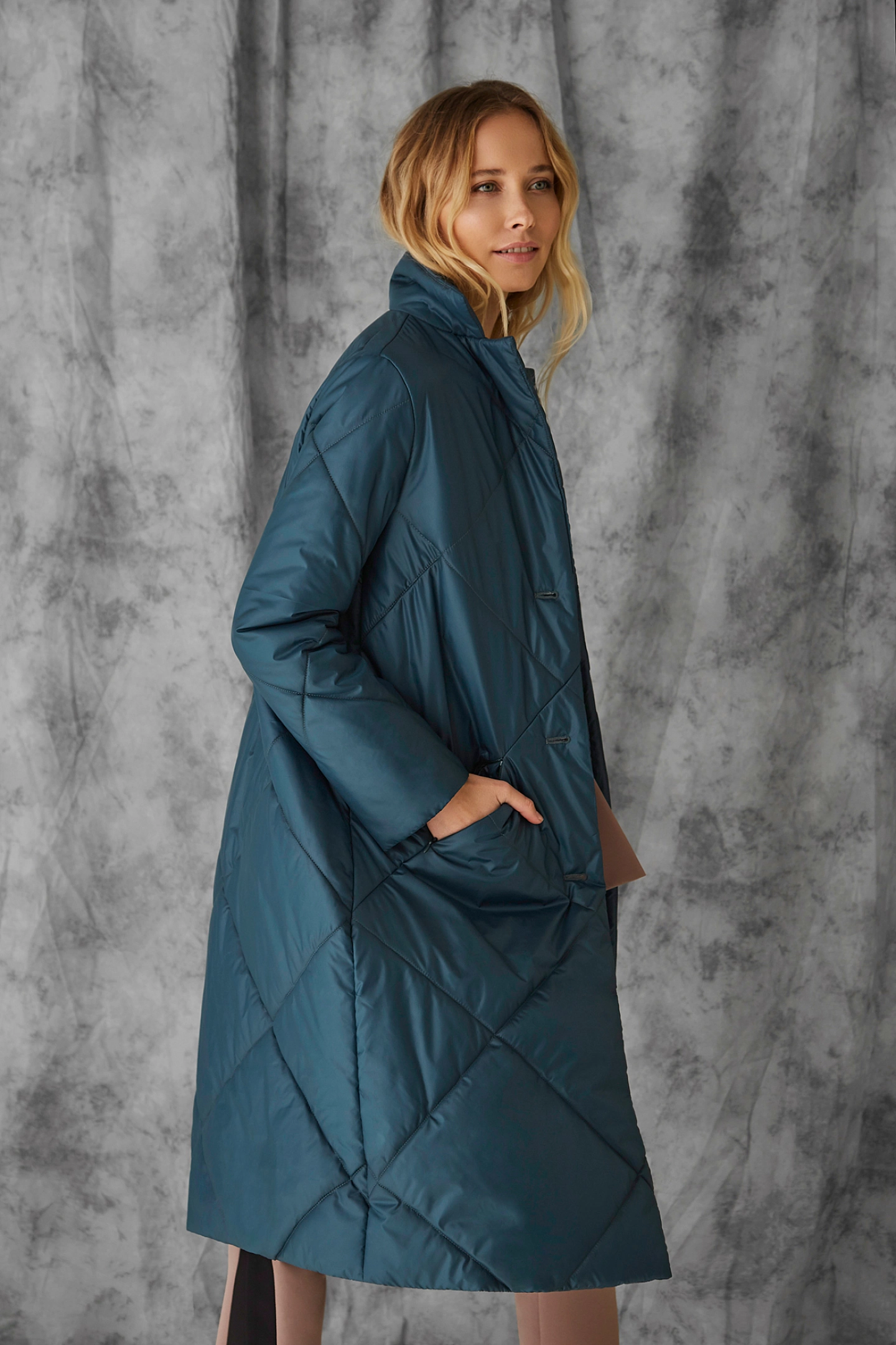 Пальто стеганое трапеция