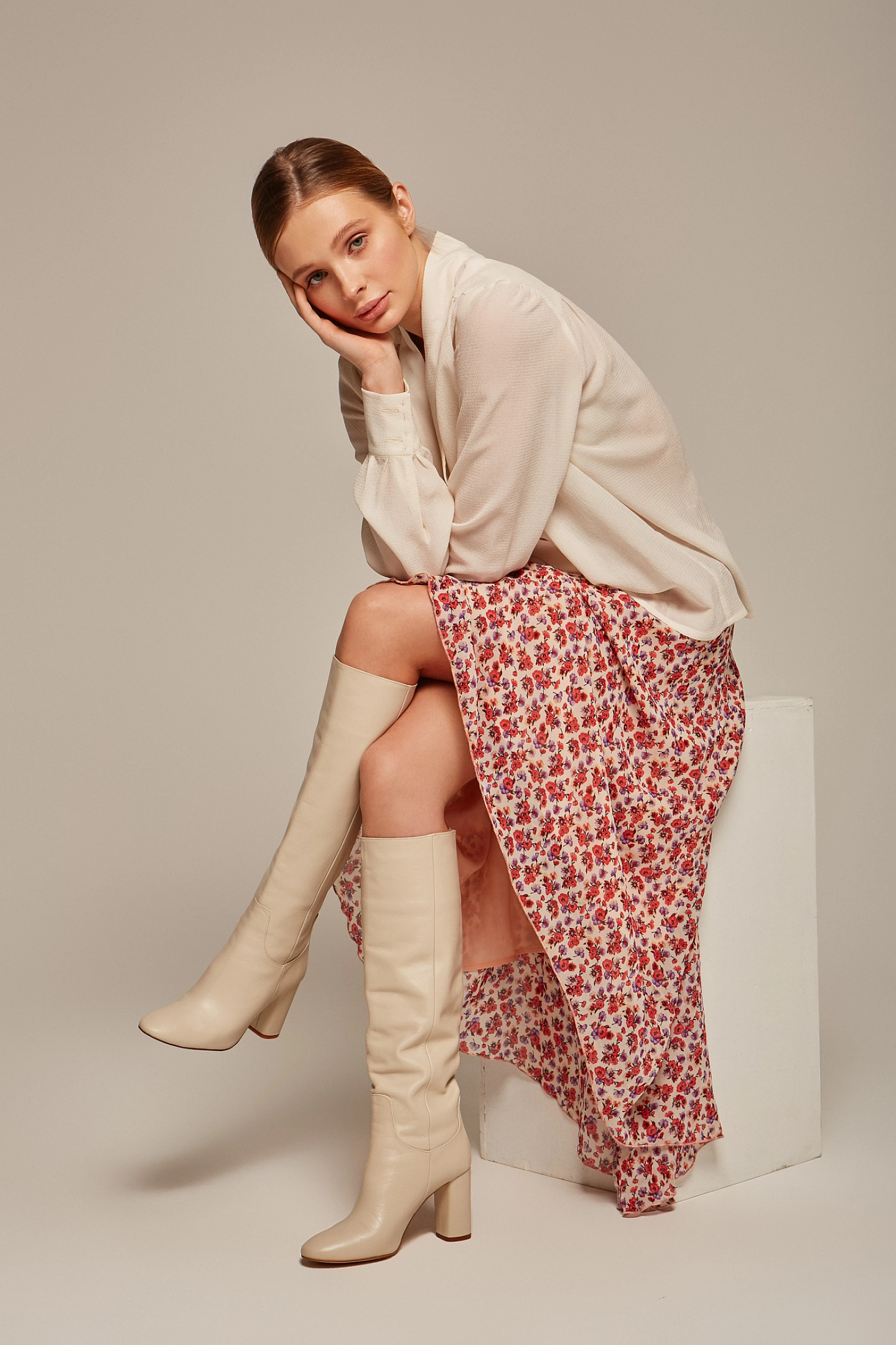 Юбка миди с асимметричным низом